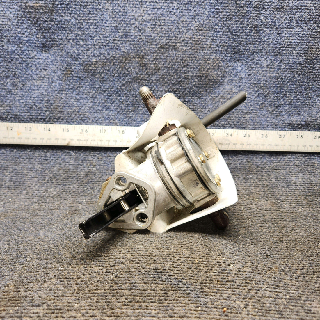 Used aircraft parts for sale, LW-15472 Lycoming Piper PA-28-140 Fuel Pump