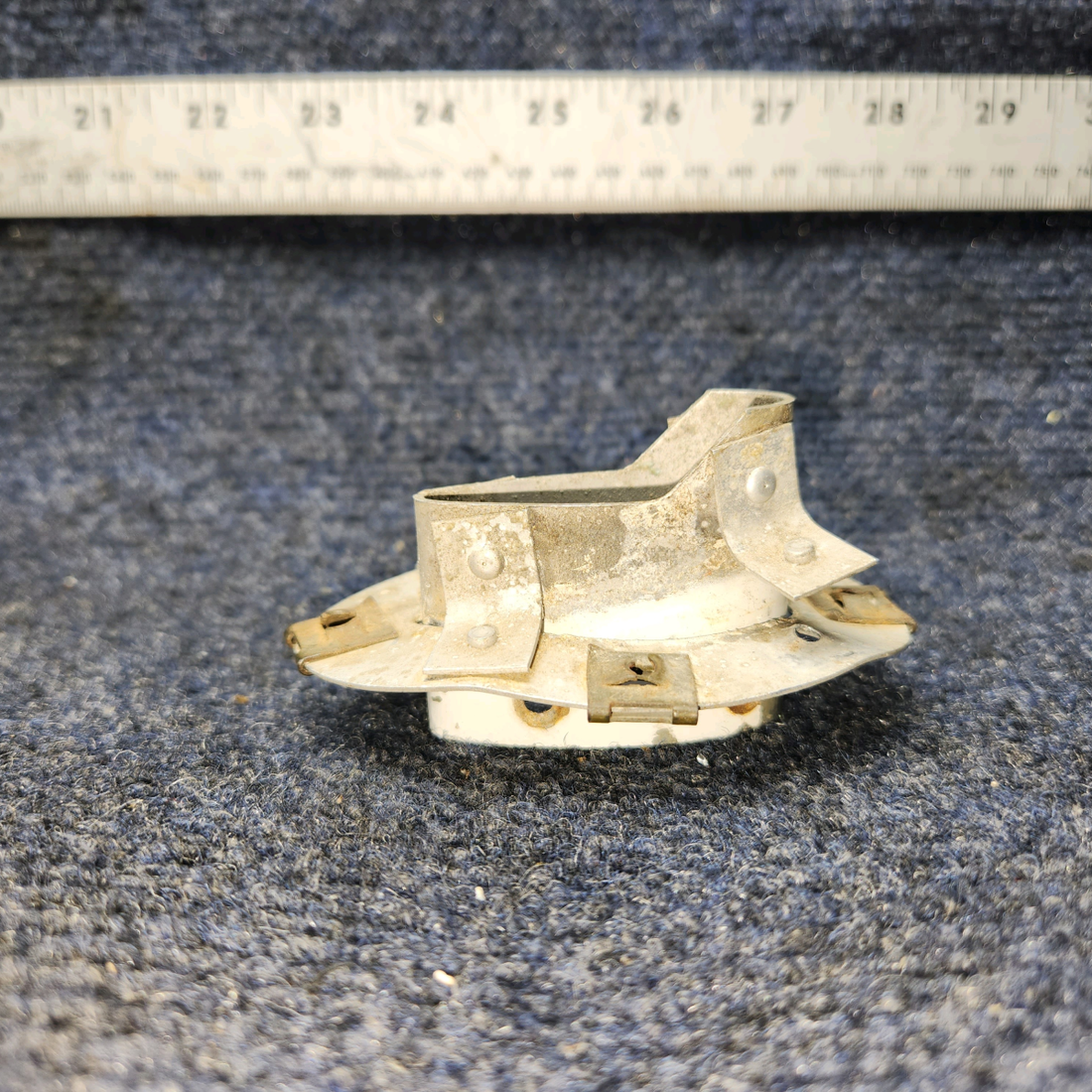Used aircraft parts for sale, 0721105-8 Cessna 172RG Pitot Tube Connector