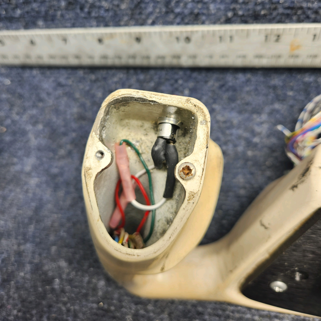 Used aircraft parts for sale, 60-524080-13 Beechcraft F33A PILOT CONTROL WHEEL ASSEMBLY