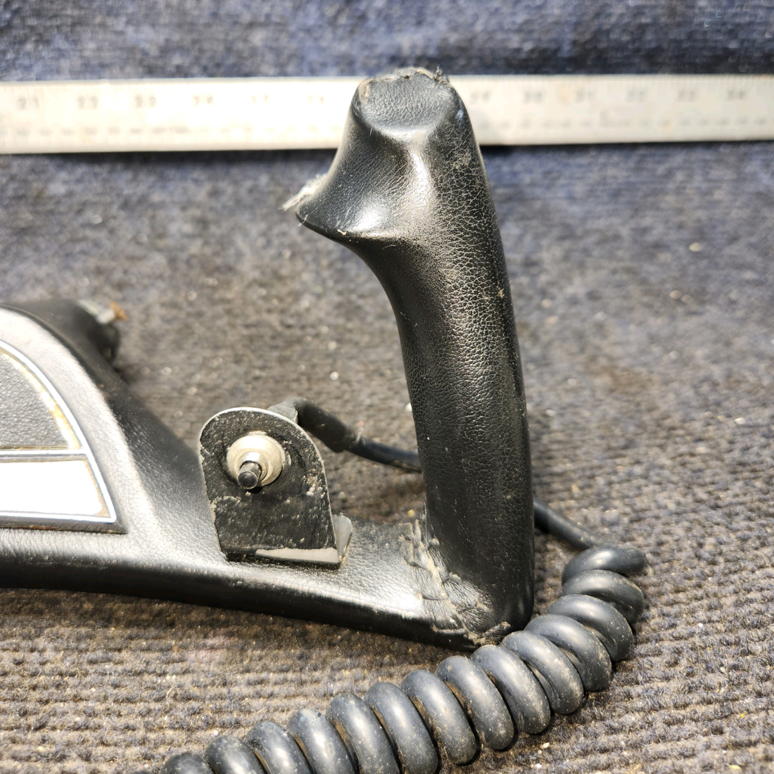 Used aircraft parts for sale, 0713747-200 Cessna 182G Wheel and Adapter Assembly Control