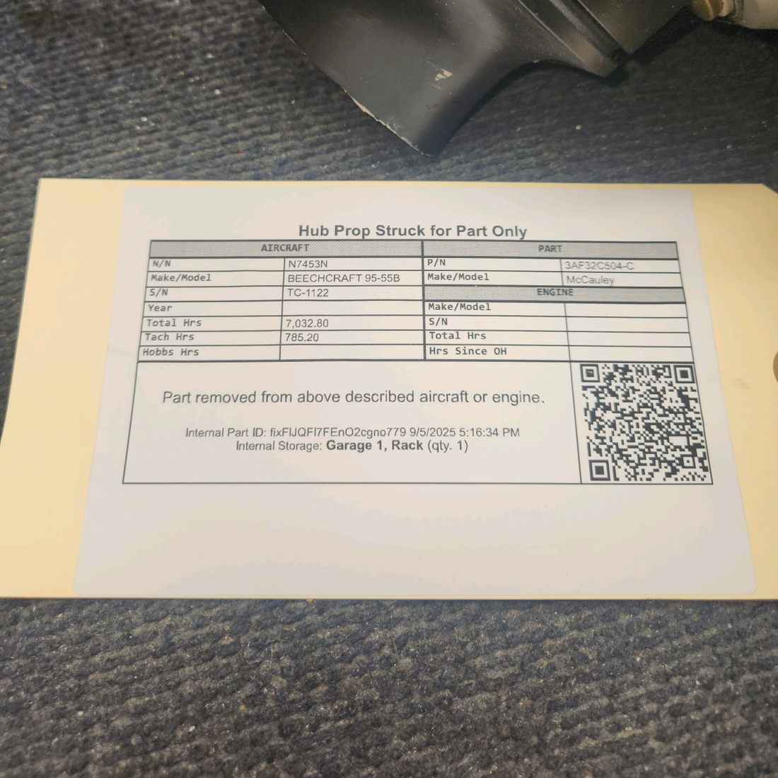 Used aircraft parts for sale, 3AF32C504-C McCauley BEECHCRAFT 95-55B Propeller Hub – Prop Strike, for Parts Only