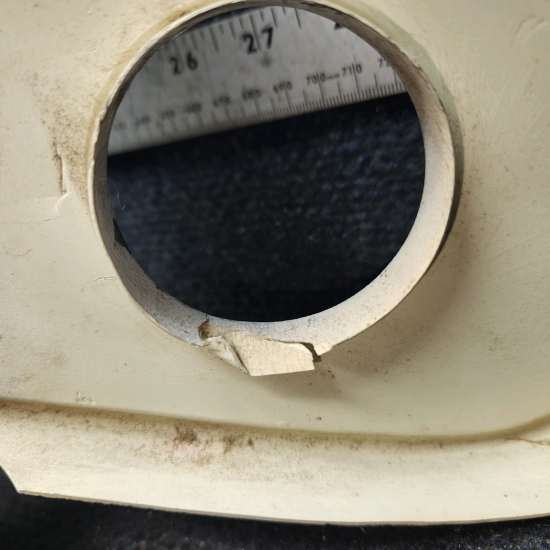 Used aircraft parts for sale, 0411974-6 cessna 150G Shield – RH