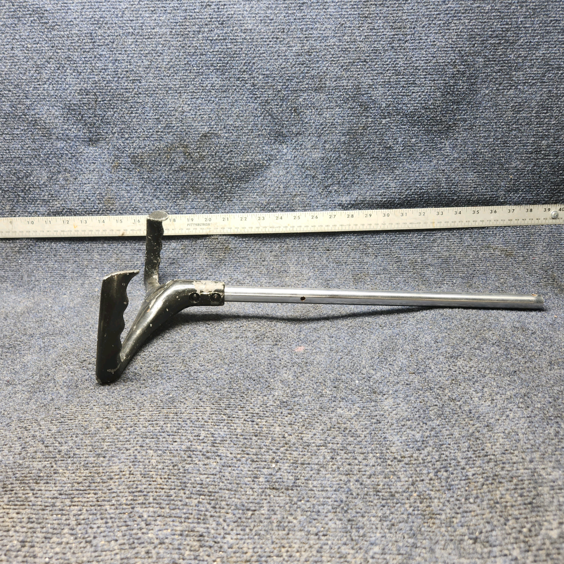 Used aircraft parts for sale, 0513240-16 Cessna C-150J Control Wheel Assembly