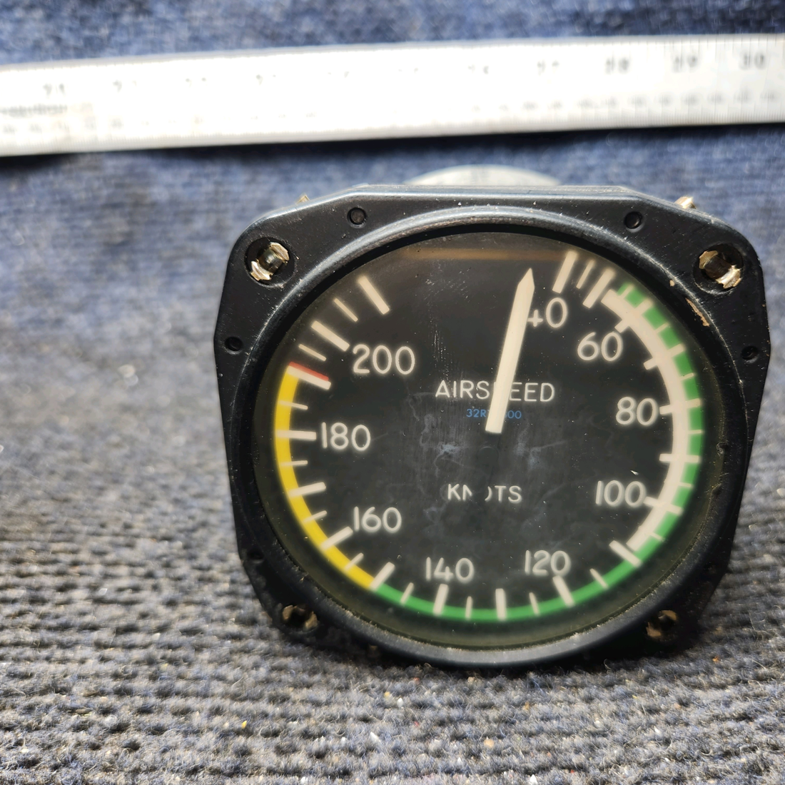 Used aircraft parts for sale, 8025 United Instruments Piper PA32RT-300 Airspeed Indicator