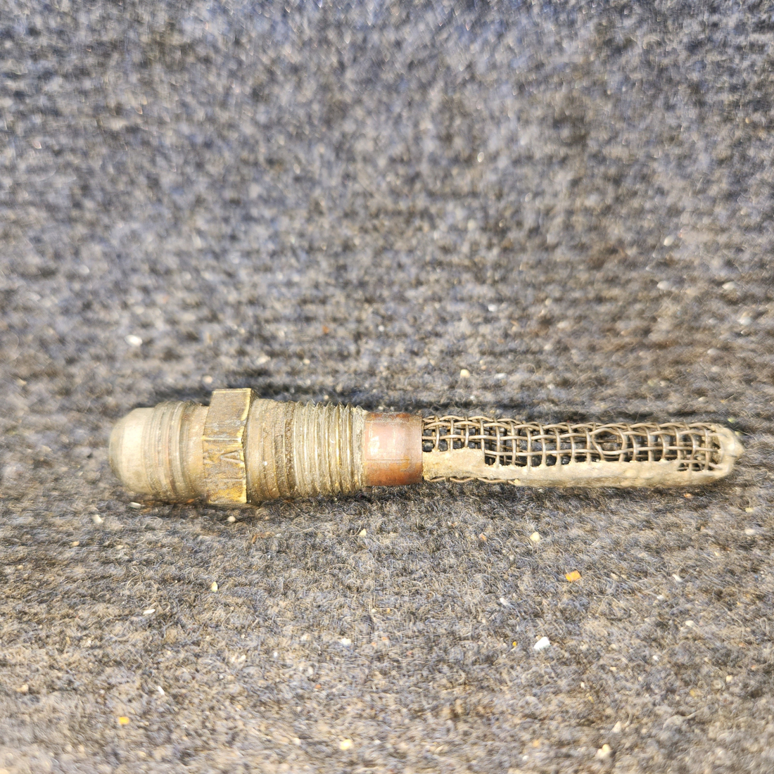 Used aircraft parts for sale, 0422130 Cessna 172 Fuel Tank Strainer (Finger Screen)