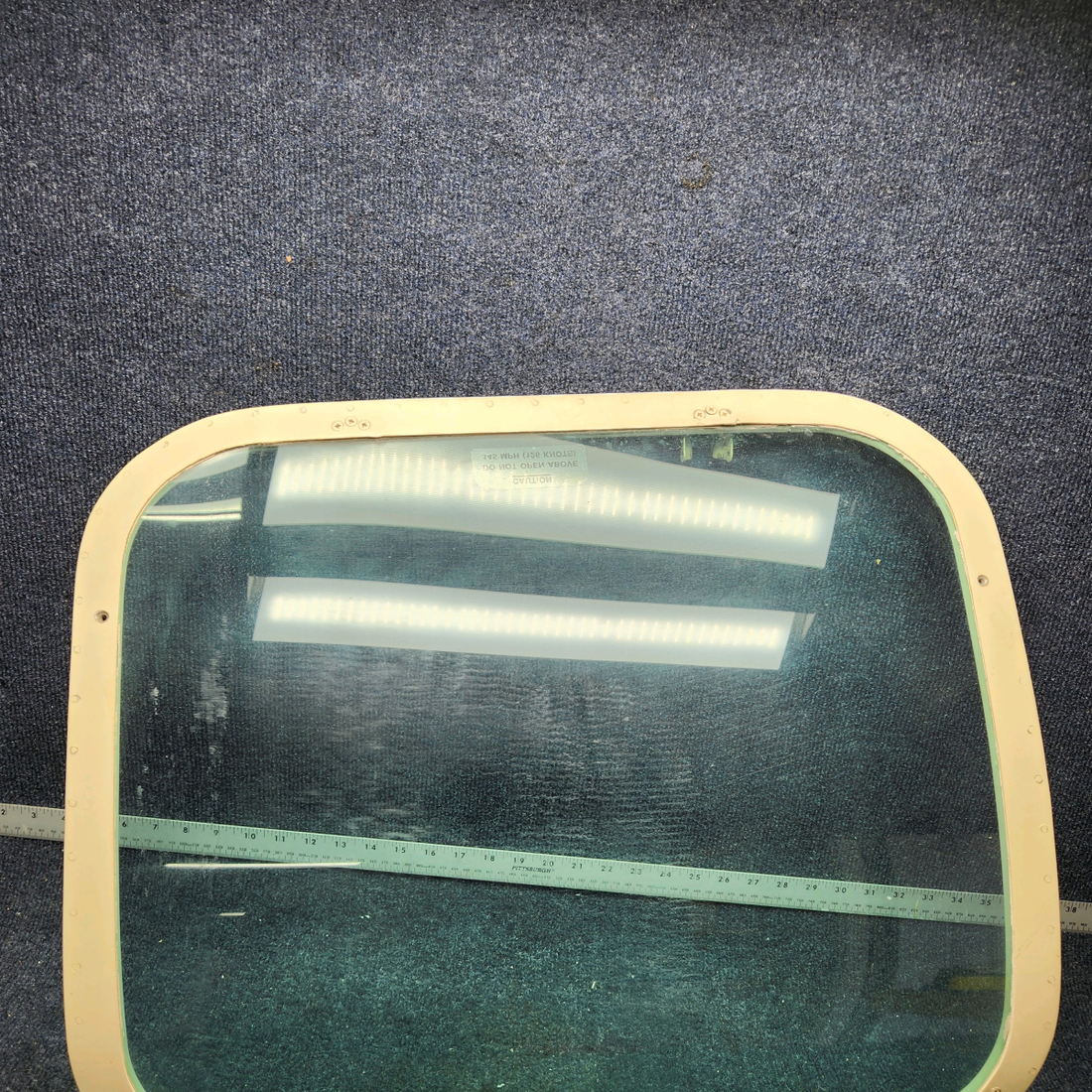 Used aircraft parts for sale, 35-410291-147 BEECHCRAFT F35 WINDOW CABIN CENTER ASSEMBLY RH (CLEAR)