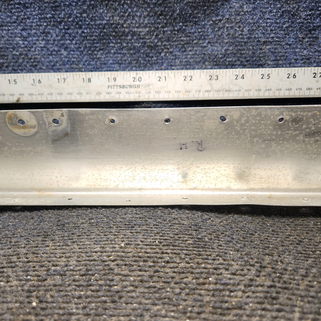 Used aircraft parts for sale, 0511116-13 Cessna 172E Lower Door Sill Assy With Support RH