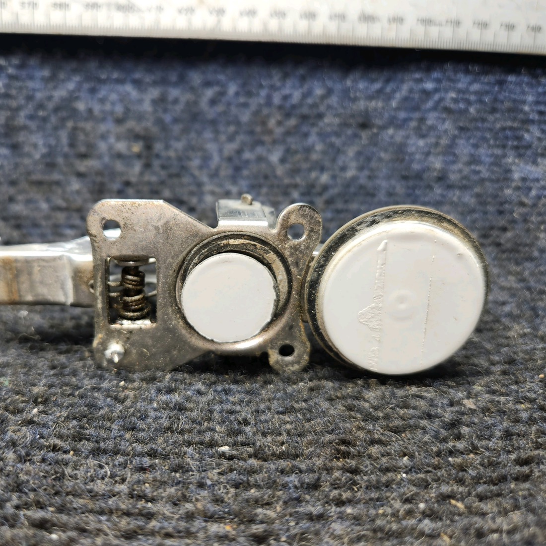 Used aircraft parts for sale, S2455-1 Cessna 172P Baggage Door Latch Assembly