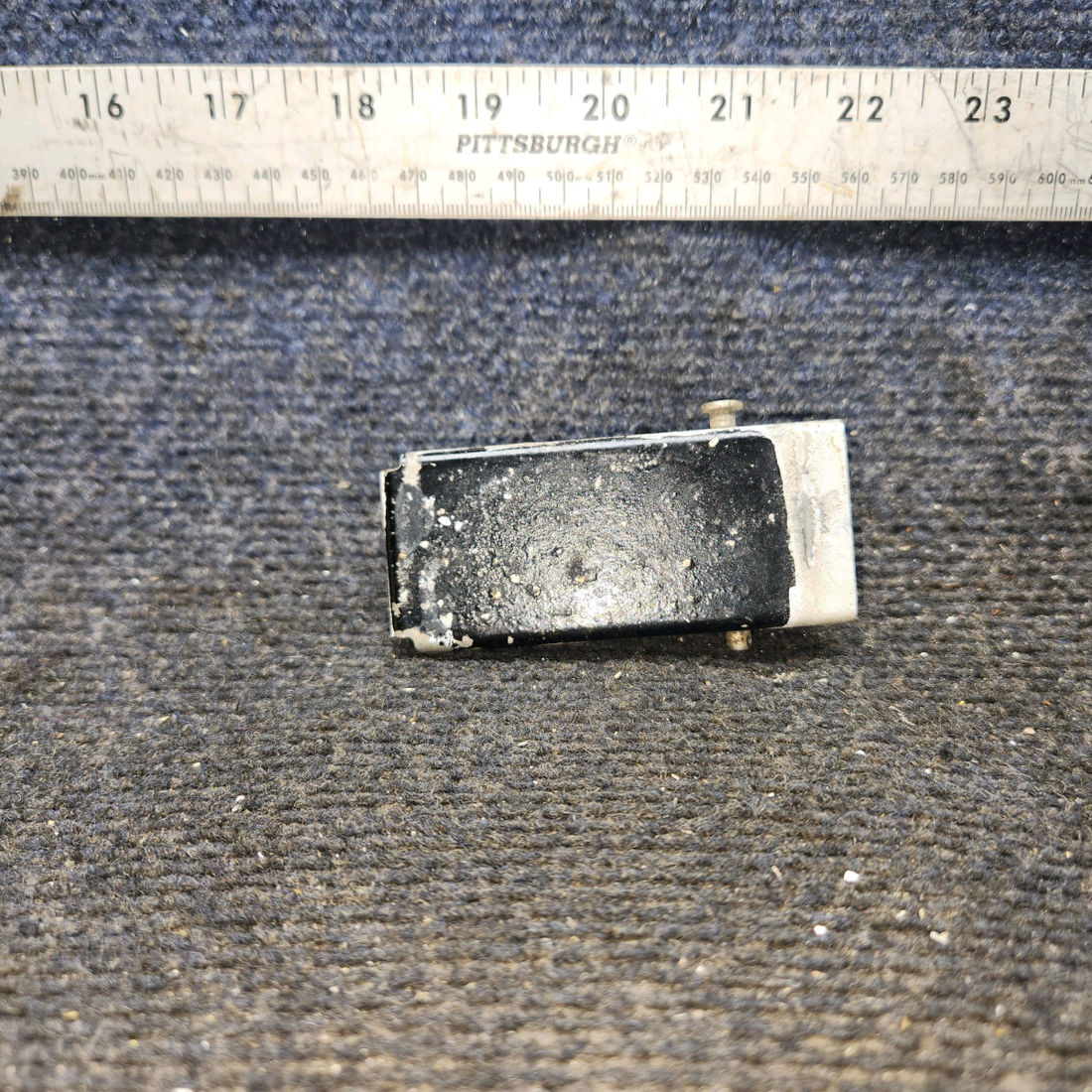 Used aircraft parts for sale, 0413389-1 cessna 150G Cabin Door Handle – LH or RH
