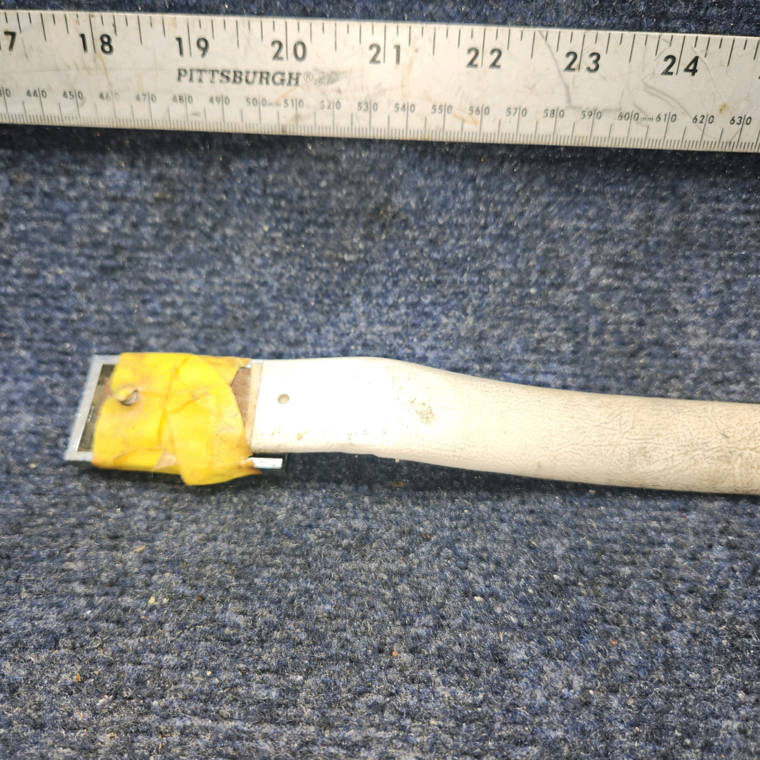 Used aircraft parts for sale, S2448-2 Cessna 172RG Door Pull Assy