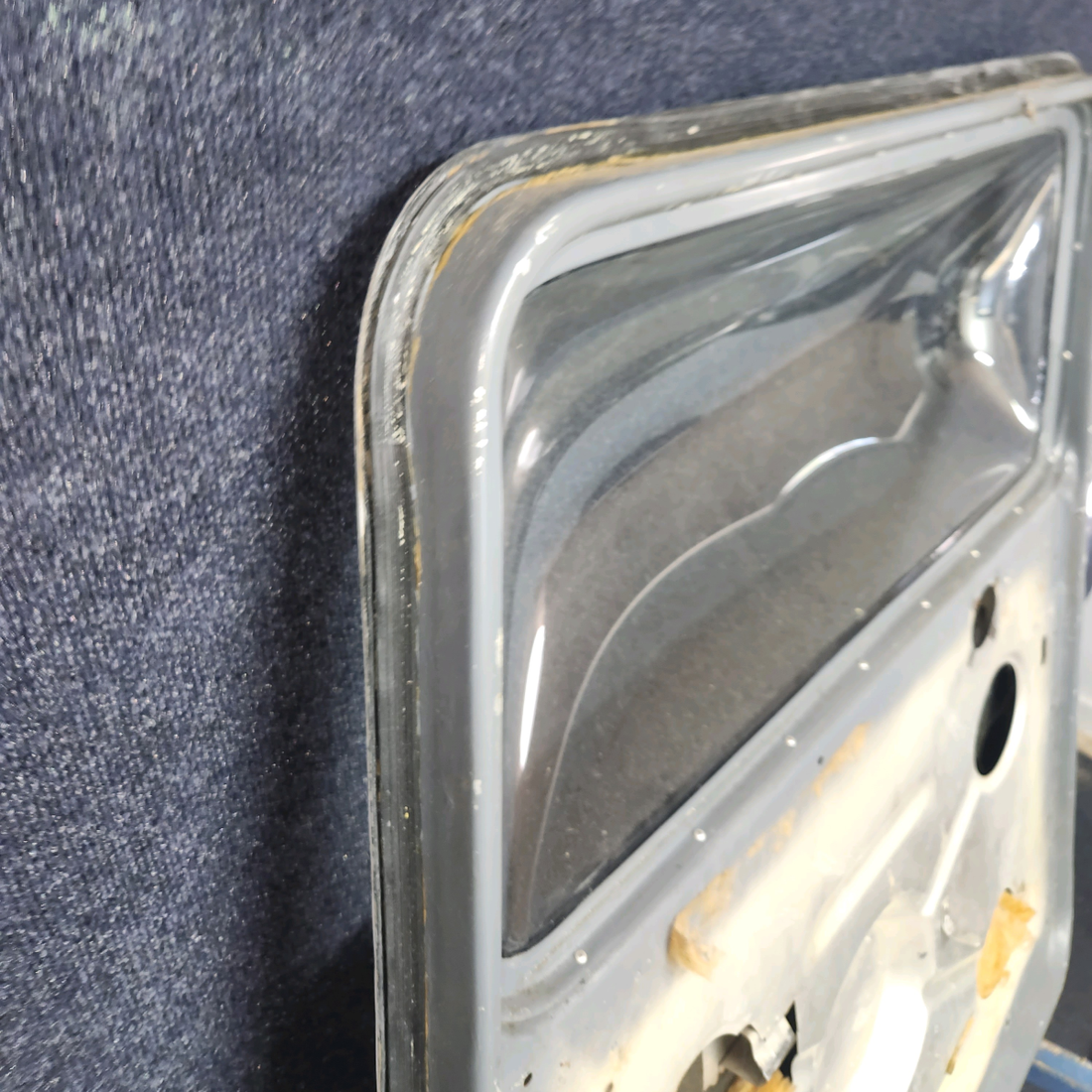Used aircraft parts for sale, 0511460-2 Cessna 172E Cabin Door Assembly with Bubble Window - RH