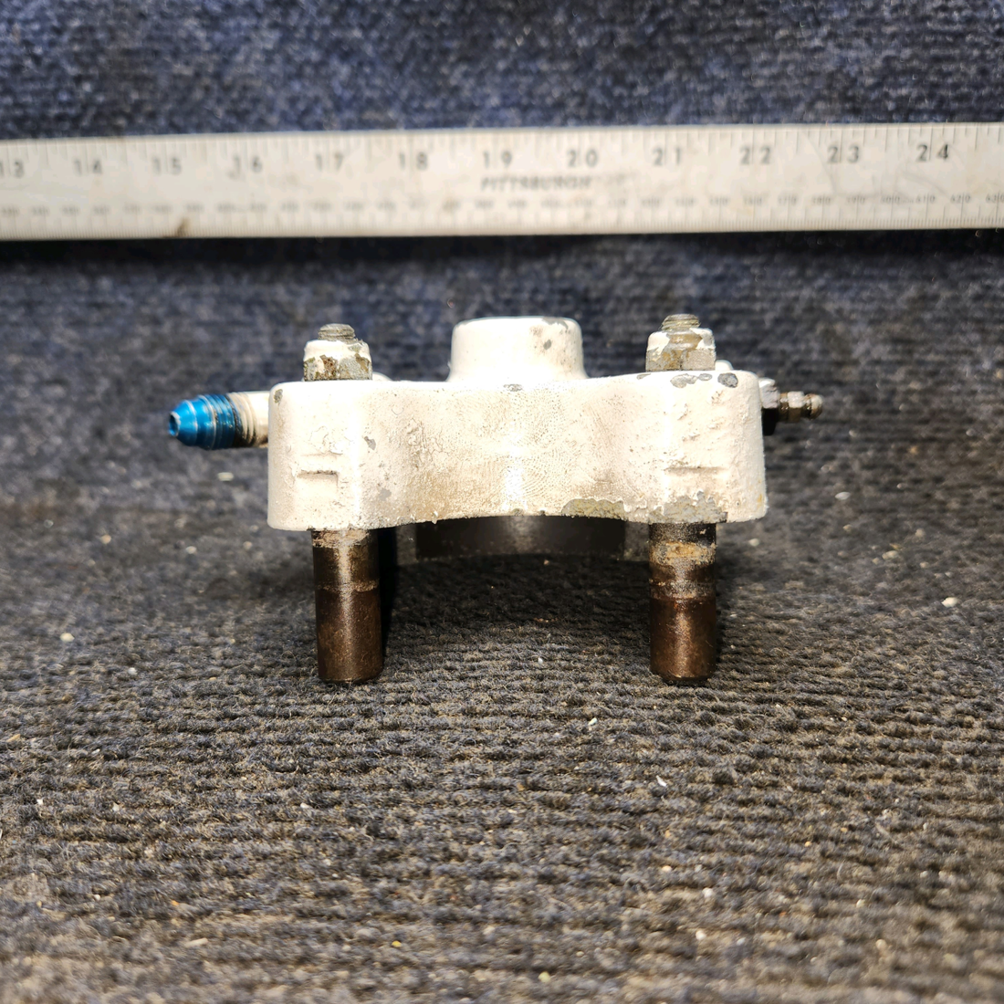 Used aircraft parts for sale, C163030-0108 Cessna 172E Brake Caliper Assembly