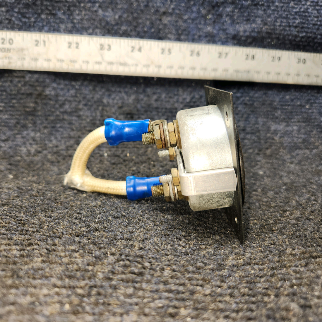 Used aircraft parts for sale, D-2119-1 Piper PA28-140 Alternator Ammeter Indicator with Black Faceplate (0–60 Amps)