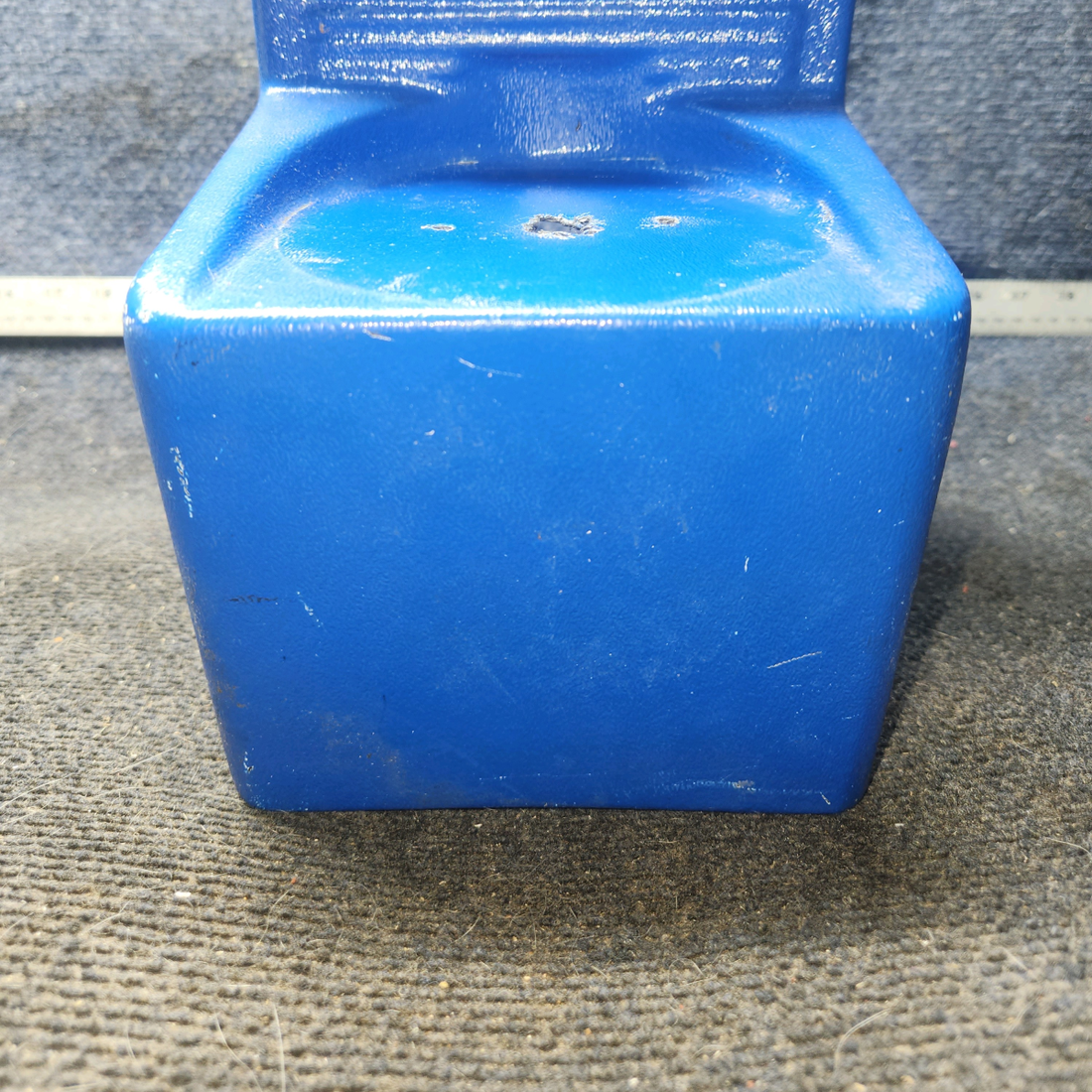 Used aircraft parts for sale, 0500233-4 cessna 172N Center Console Cover (Blue)