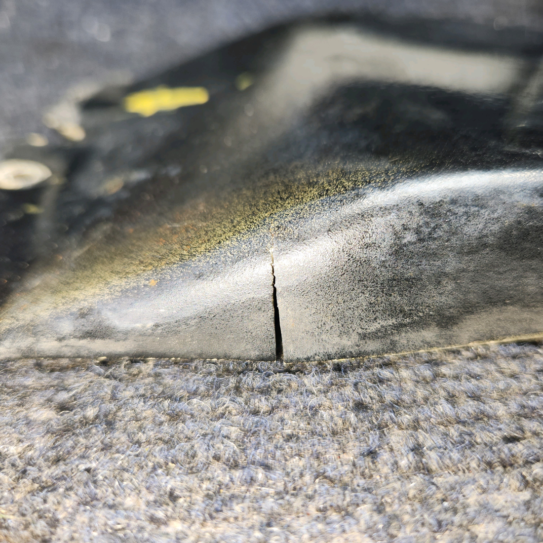 Used aircraft parts for sale, 63942-000 Piper PA28-161 Wing Bolt Access Cover Assy - Set LH & RH