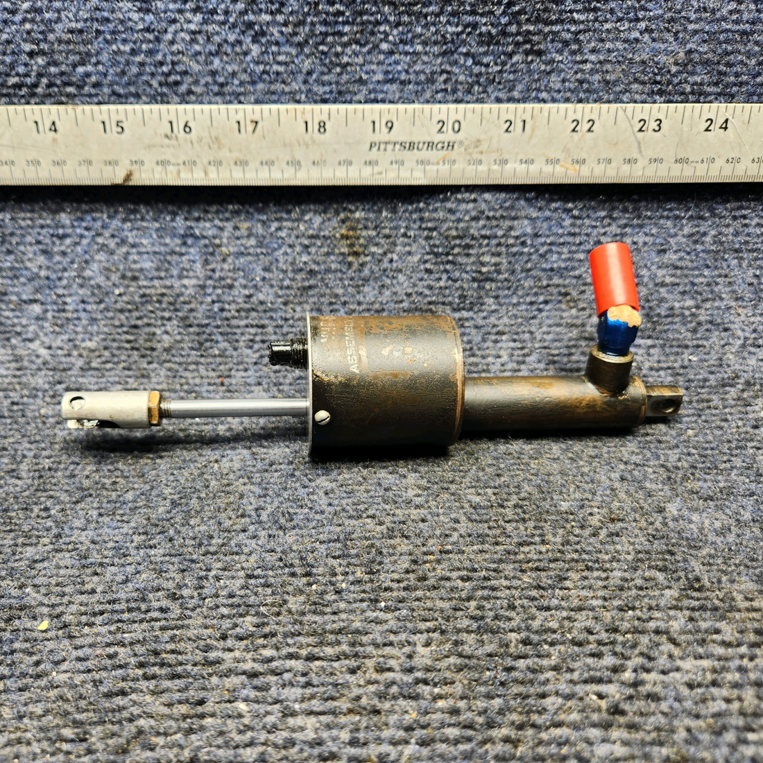 Used aircraft parts for sale, 169-380006 Beechcraft A23A Musketeer Custom III MASTER BRAKE CYLINDER
