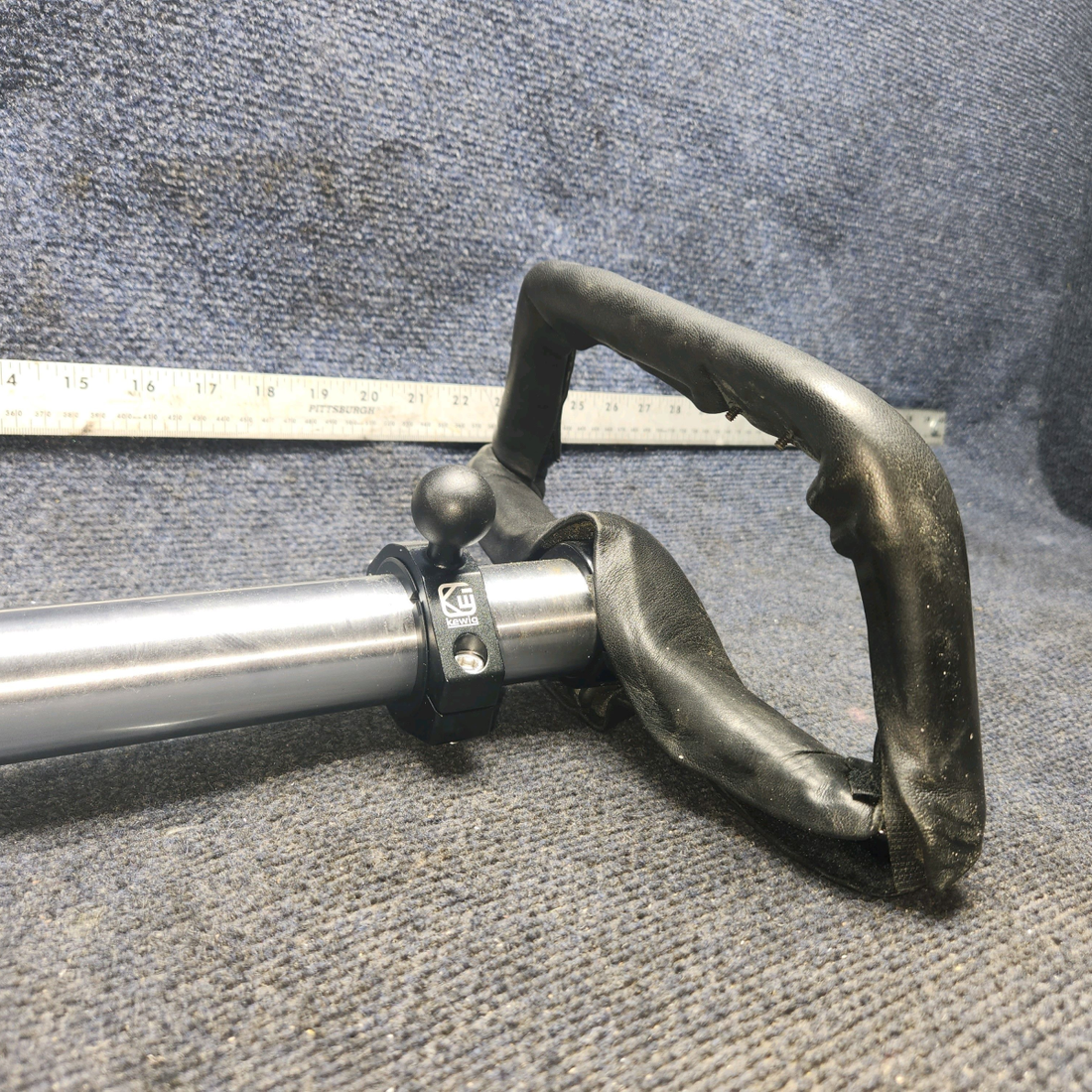 Used aircraft parts for sale, 20965-000 PIPER PA-24-250 Control Wheel Assembly & Tube Diameter 1.64 INCHES