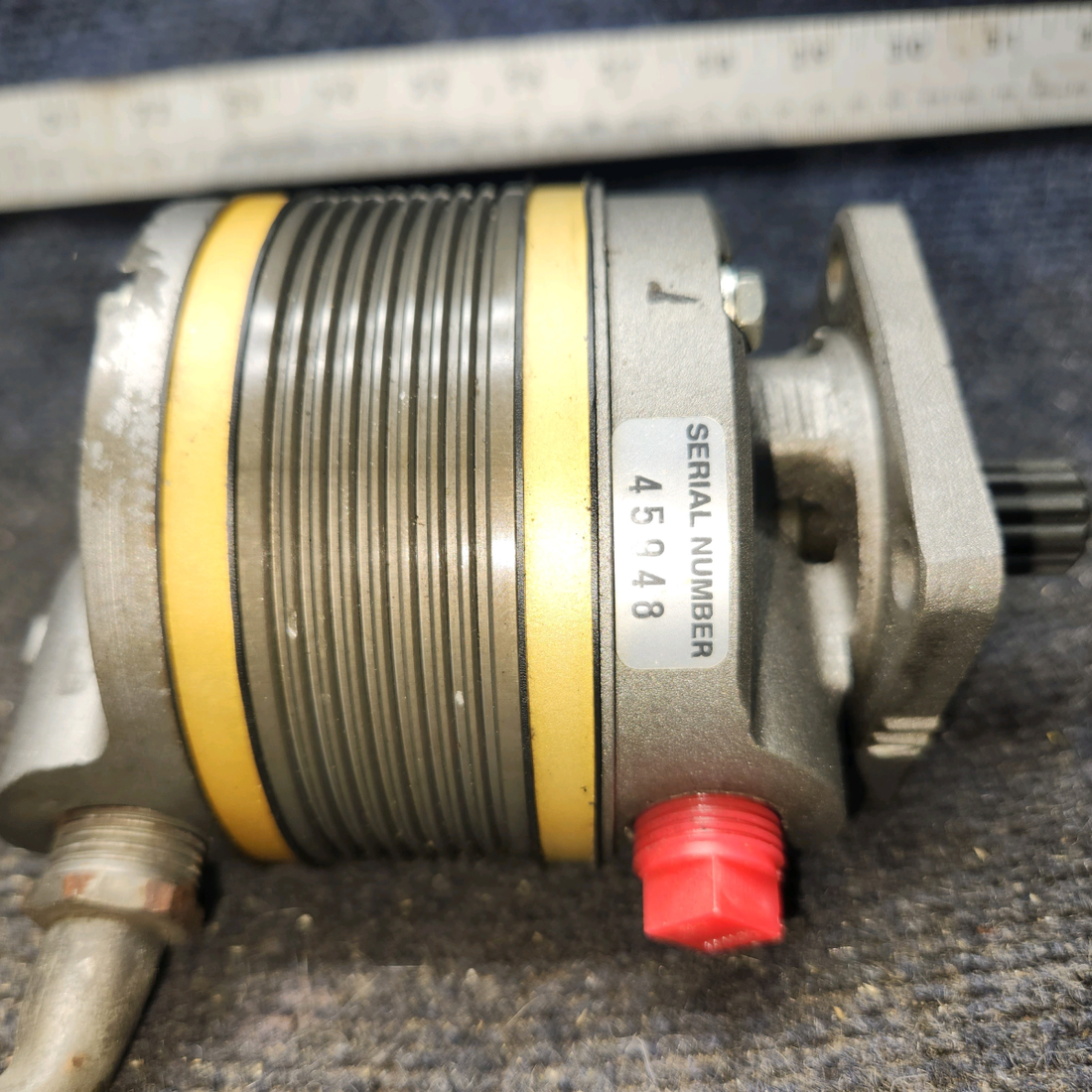 Used aircraft parts for sale, 216CW Rapco Inc. Cessna 182G Vacuum Pump