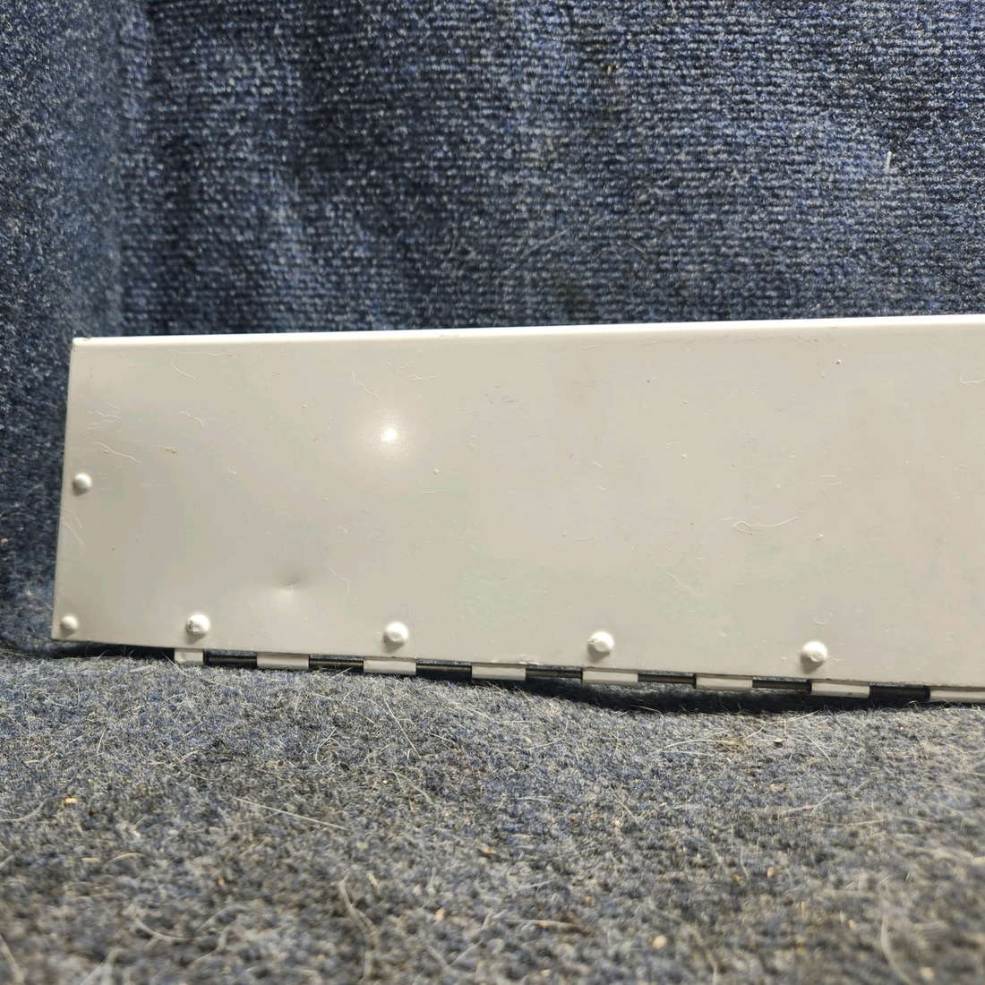 Used aircraft parts for sale, 0432001-5 cessna 150G Elevator Trim Tab Assembly