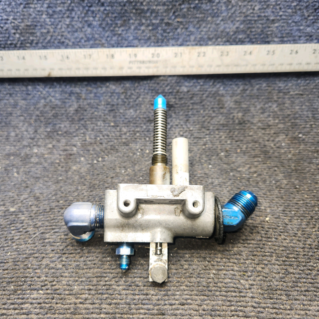Used aircraft parts for sale, 0756005-8 cessna 172N Strainer Assembly-Fuel