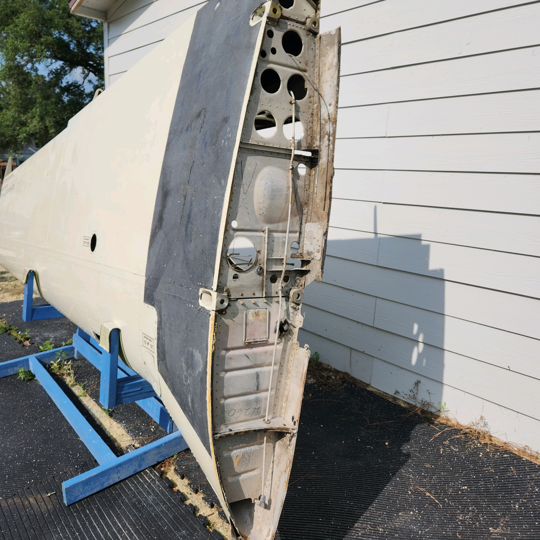 Used aircraft parts for sale, 35-115300 SA331 BEECHCRAFT F35 RH WING ASSEMBLY-OR IS SOLD IN PARTS