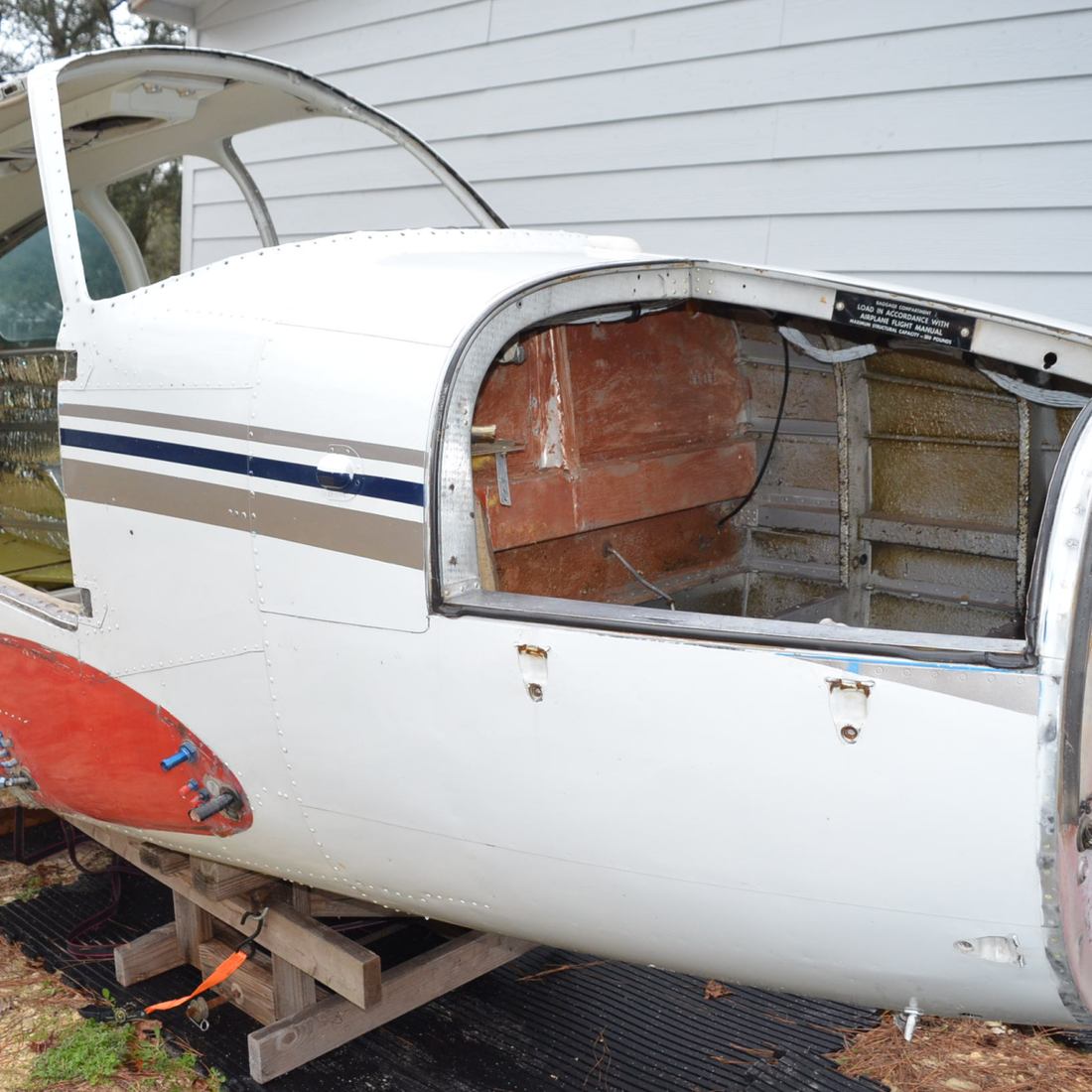 Used aircraft parts for sale, 95-B55 Baron BEECHCRAFT 95-55B FUSELAGE WITH BELLY LANDING, DAMAGE NOSE