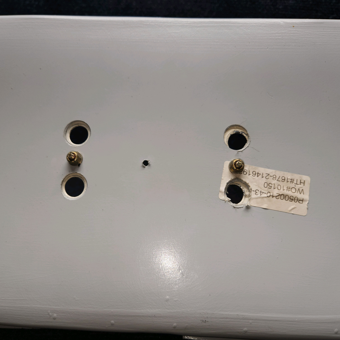 Used aircraft parts for sale, P0500210-43 Cessna 172E Rear Lower Window Molding