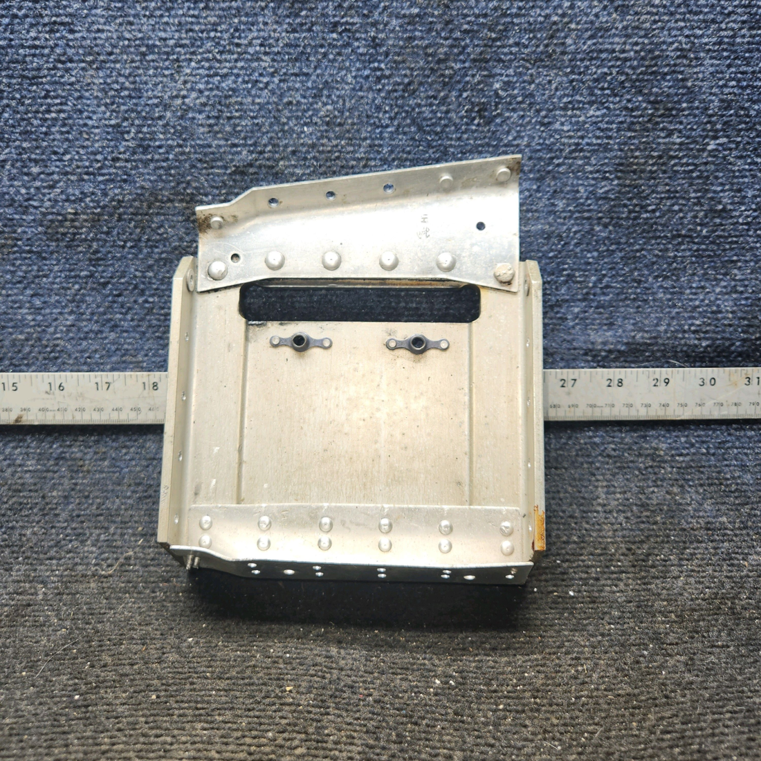 Used aircraft parts for sale, 0411899-1 cessna 150G Main Landing Gear Stiffener Support – RH