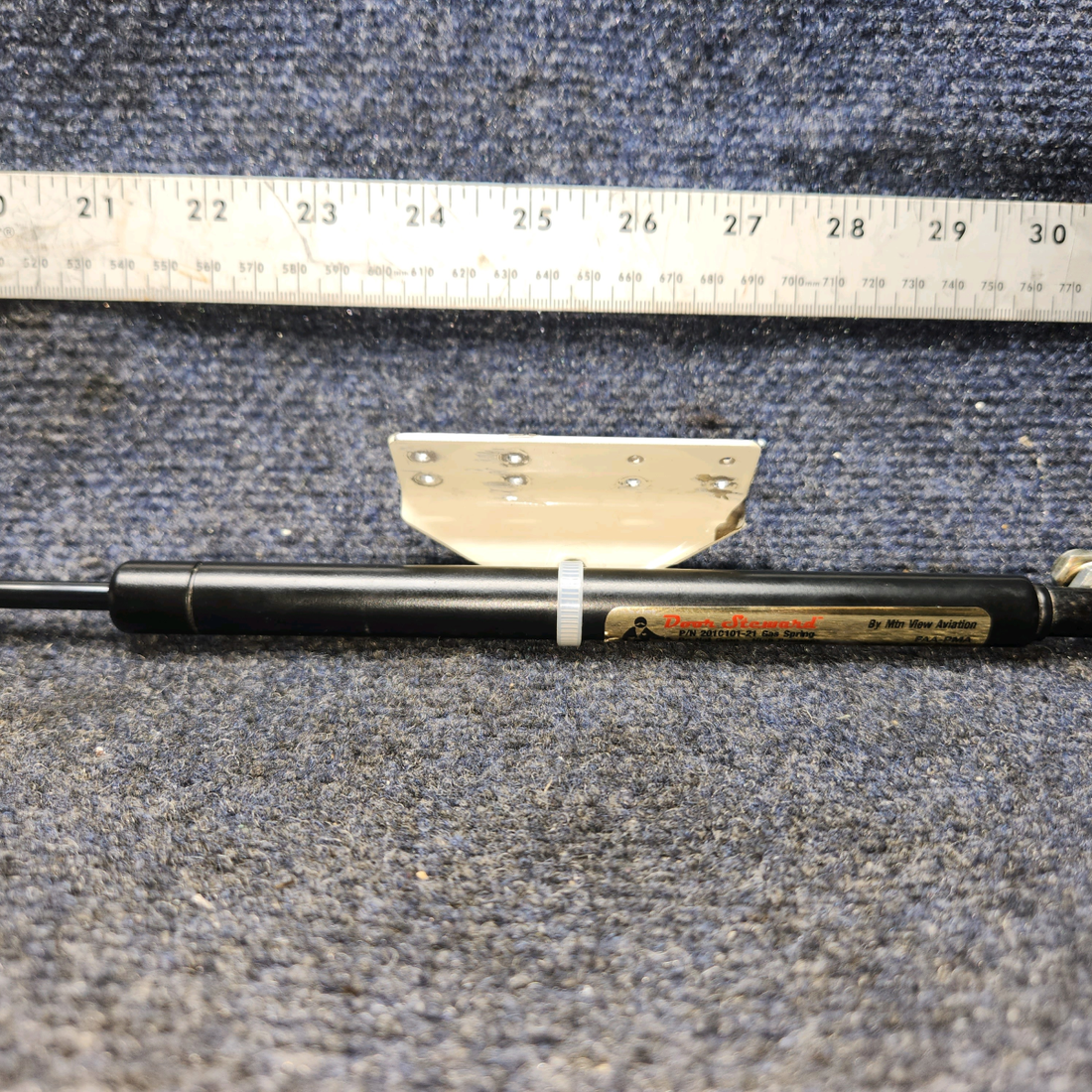 Used aircraft parts for sale, 201C101-21, 201C103-2 Mtn View Aviation Piper PA28-140 Cabin Door Steward w/ Mounts