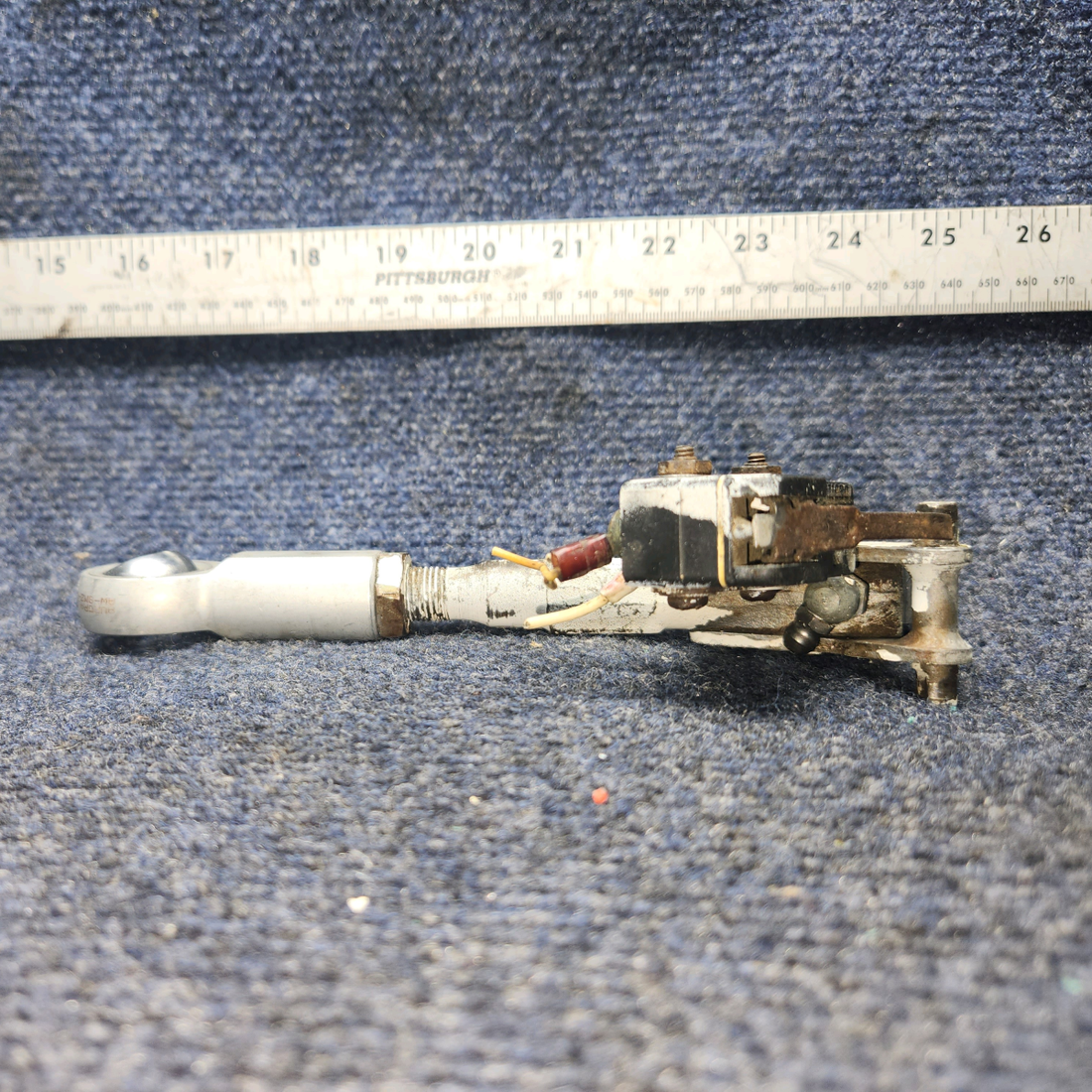 Used aircraft parts for sale, 67797-007 PIPER PA28RT-201 Main Gear Dowlock Truss Link Assy R.H