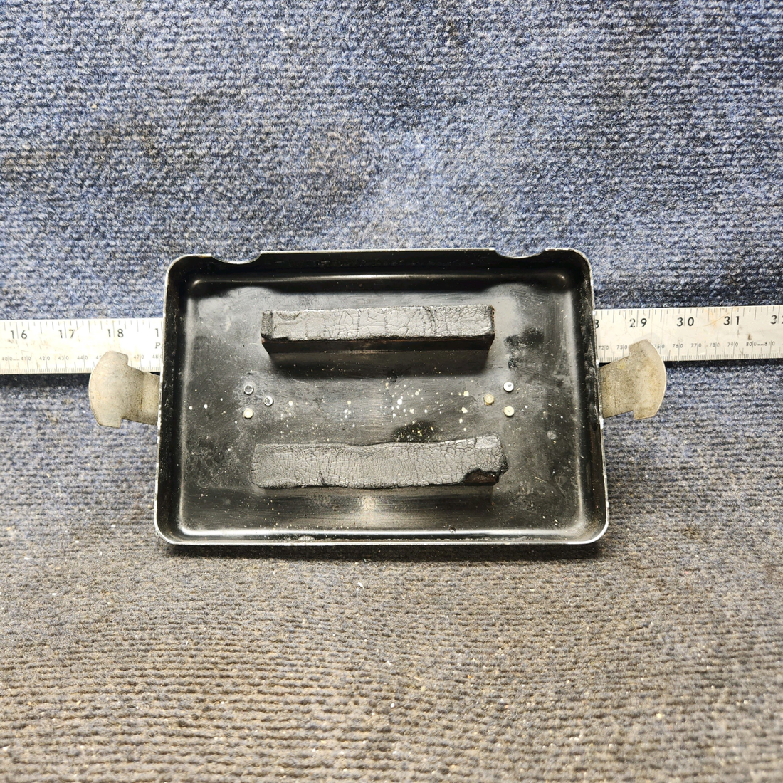 Used aircraft parts for sale, 0413307-21 Cessna 172E Battery Box Lid Assy