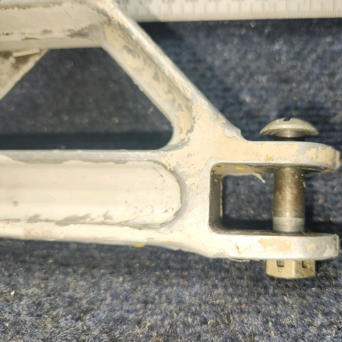 Used aircraft parts for sale, 67025-002 PIPER PA28RT-201 Main Gear Truss Link Assy w/Fitting