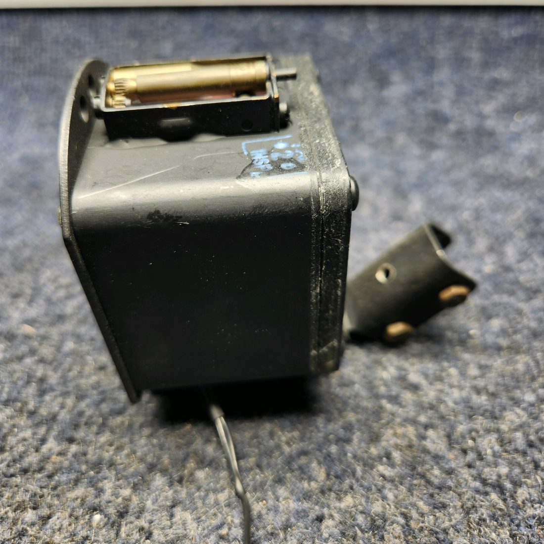 Used aircraft parts for sale, PAI-700 PIPIR PA32RT-300 PRECISION AVIATION MAGNETIC COMPASS W LIGTH 12VOLTS/PIPER MOUNT
