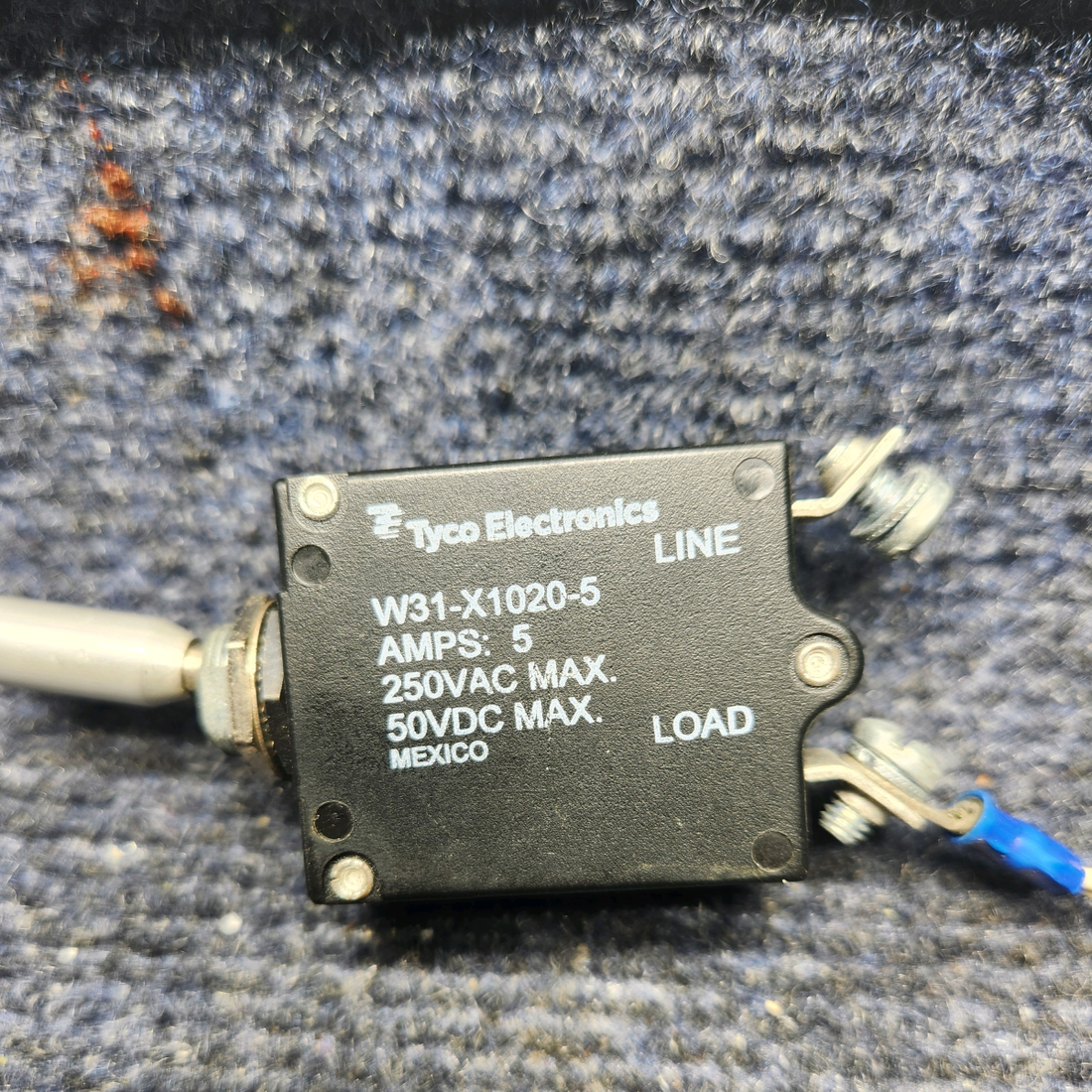 Used aircraft parts for sale, W31-X1020-5 Beechcraft F33A TYCO ELECTRONICS TOGGLE SWITCH (VOLTS: 250, 50) (AMPS: 5)