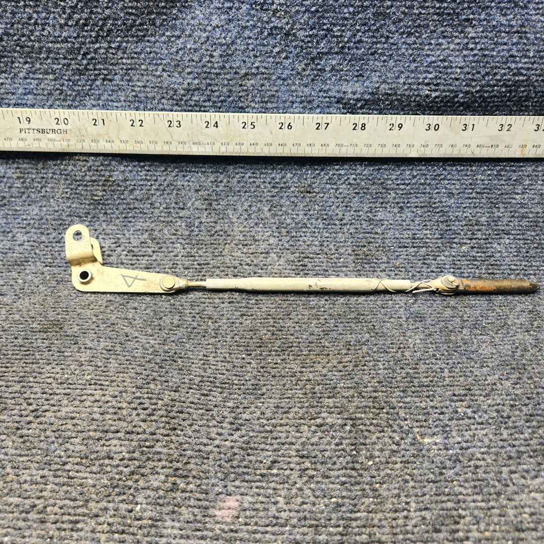 Used aircraft parts for sale, 96-420033-11 BEECHCRAFT 95-55B Cabin Door Latch Tube  w/ Pin