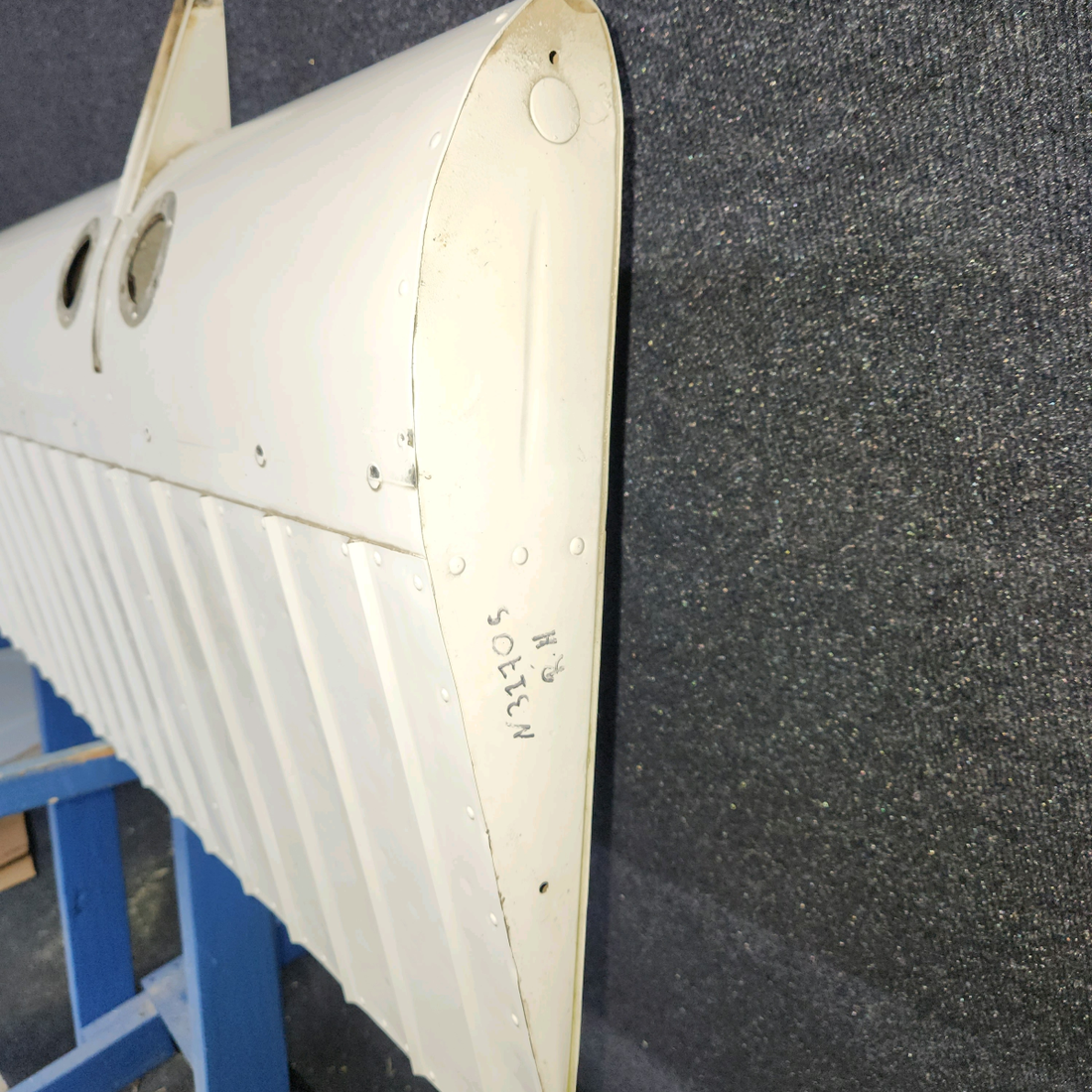 Used aircraft parts for sale, 0523901-16 Cessna 182G Flap Assembly RH