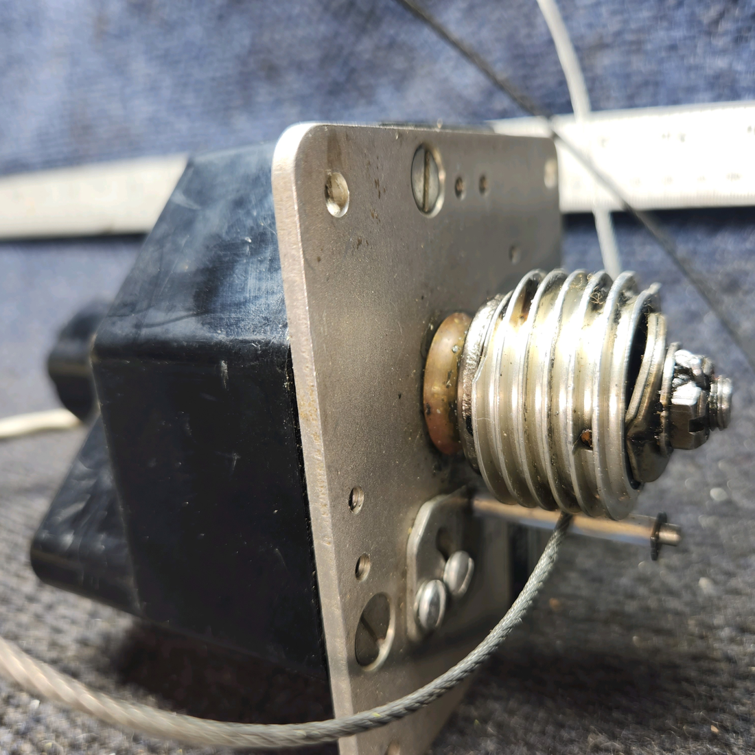 Used aircraft parts for sale, 1C363-1-341R EDO-AIRE Beechcraft C23 SUNDOWNER Roll Servo Assembly