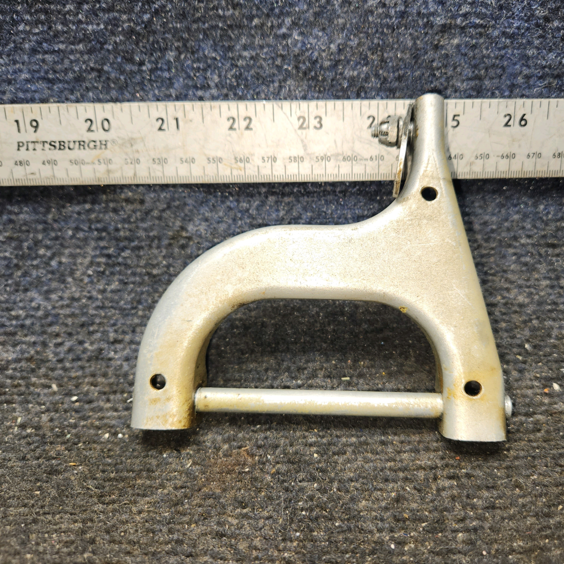 Used aircraft parts for sale, 35-815118 Beechcraft 35-33 Landing Gear Door Idler