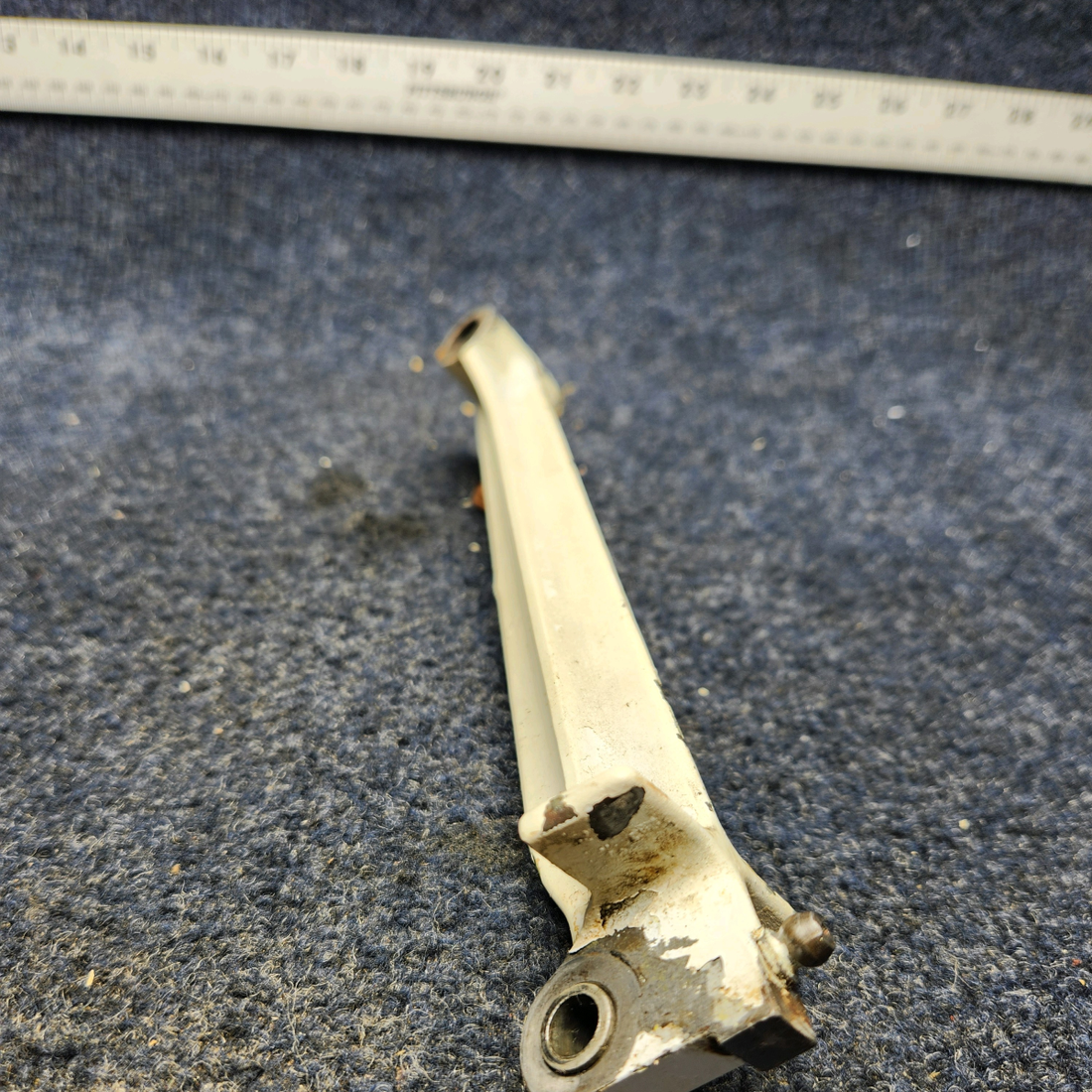 Used aircraft parts for sale, 35-815155-610 BEECHCRAFT F35 LEG ASSY MAIN GEAR RETRACT LH
