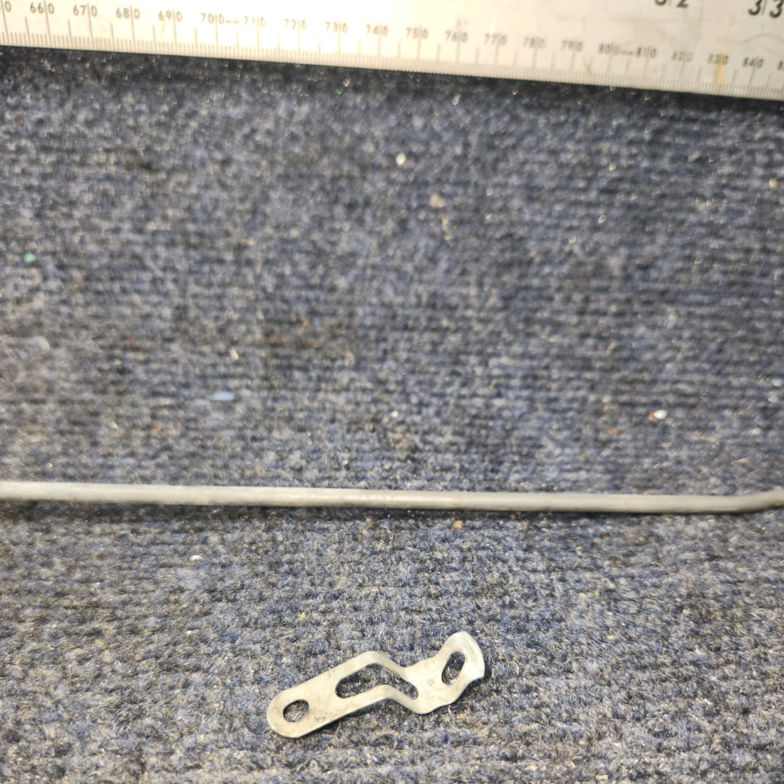 Used aircraft parts for sale, 99783-00 Piper PA28-140 Rod - Door latch