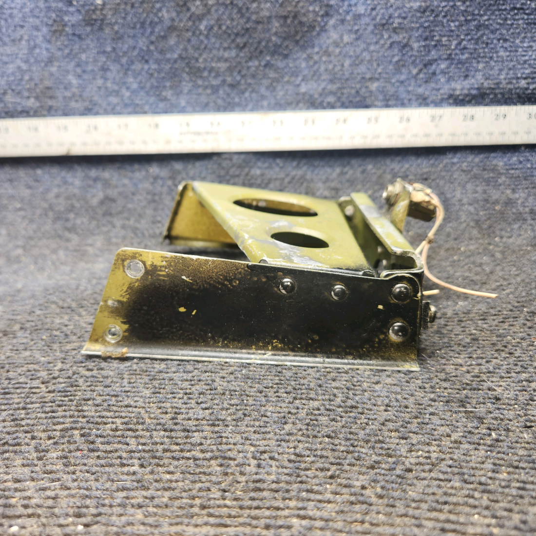 Used aircraft parts for sale, 67206-002 piper PA-28-181 Engine Control Support Assembly