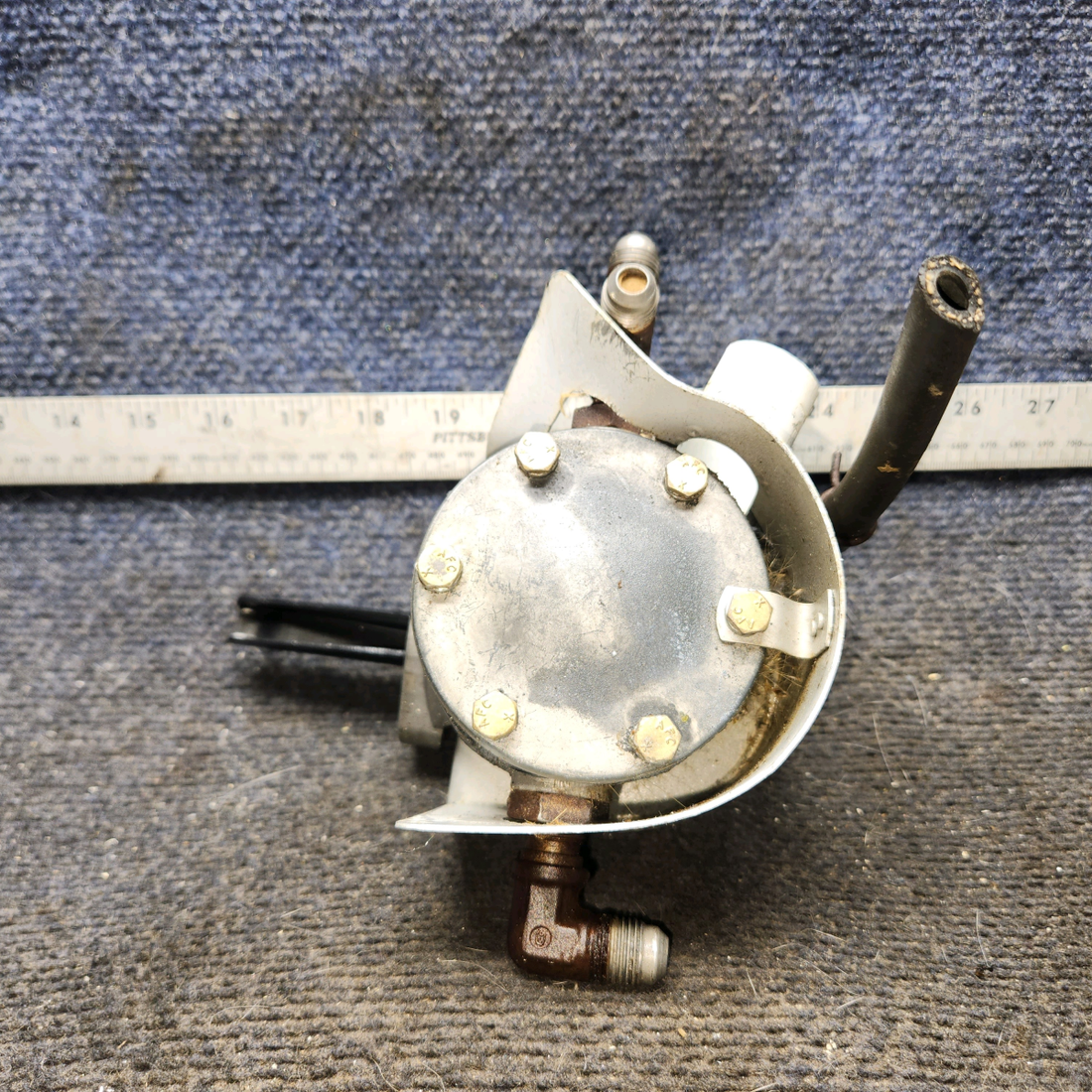 Used aircraft parts for sale, LW-15472 Lycoming Piper PA-28-140 Fuel Pump
