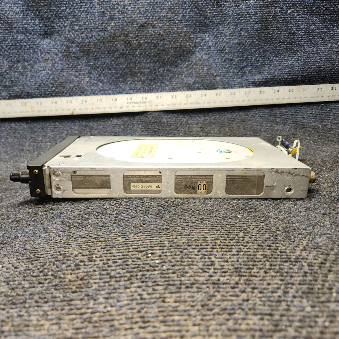 Used aircraft parts for sale, 064-1051-70 King KY-97A Piper PA28-140 Com Transceiver with rack and connector 14V