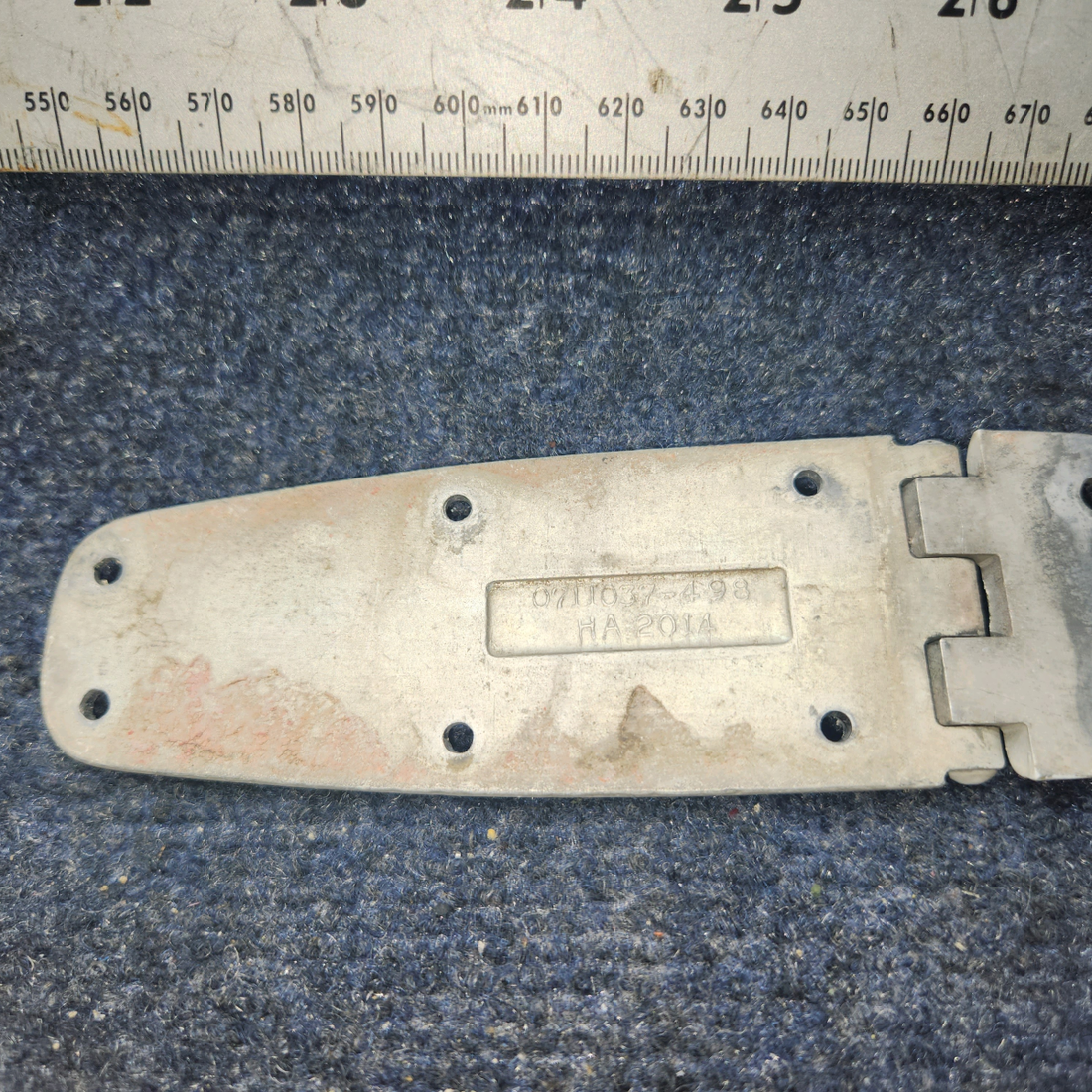 Used aircraft parts for sale, 0413426-4 Cessna C-150J Hinge Assy L.H Lower or R.H Upper