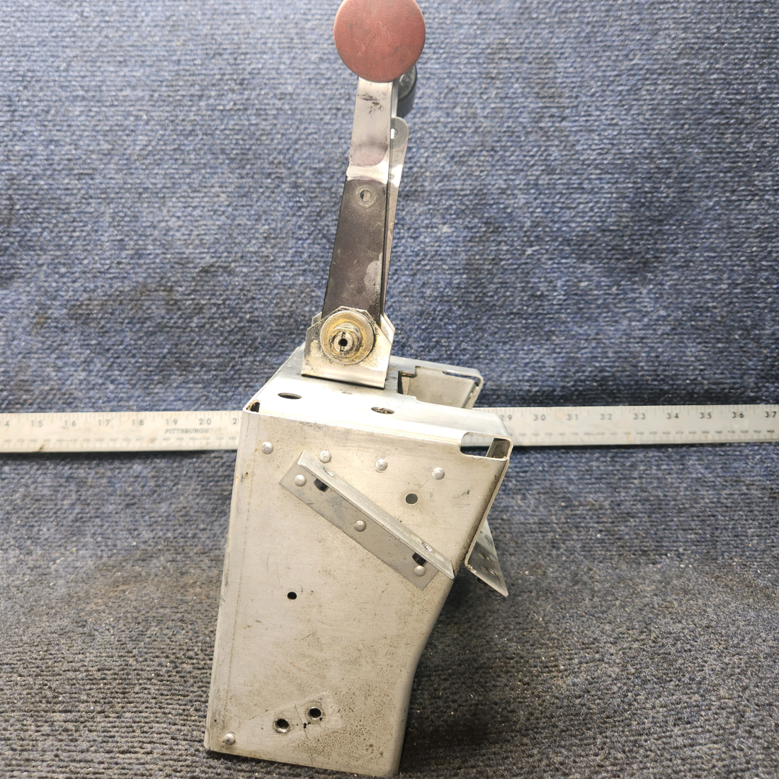 Used aircraft parts for sale, 169-940017-5 Beechcraft C23 SUNDOWNER Engine Control Quadrant