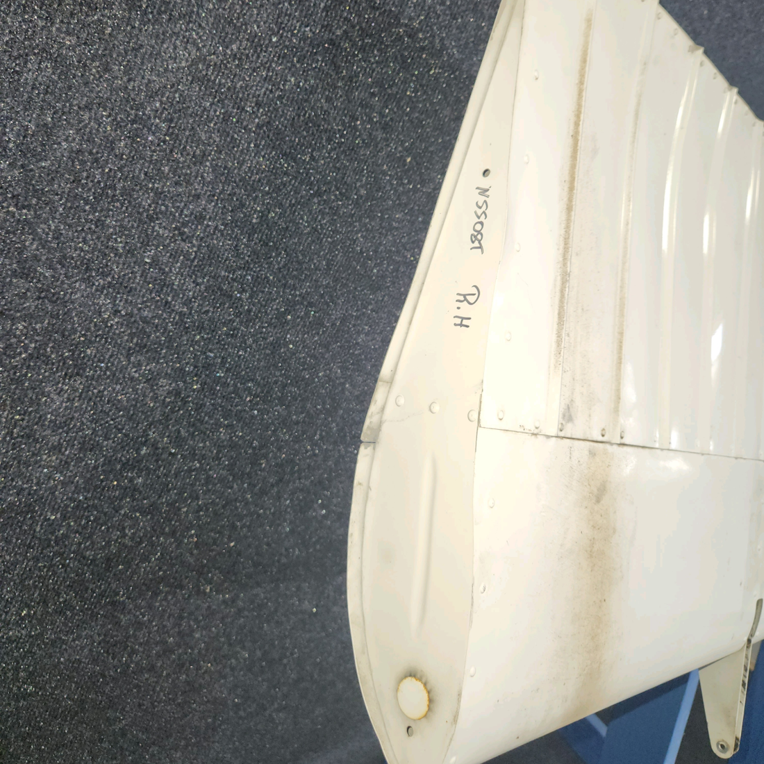 Used aircraft parts for sale, 0523901-38 Cessna 172E Flap Assy - RH