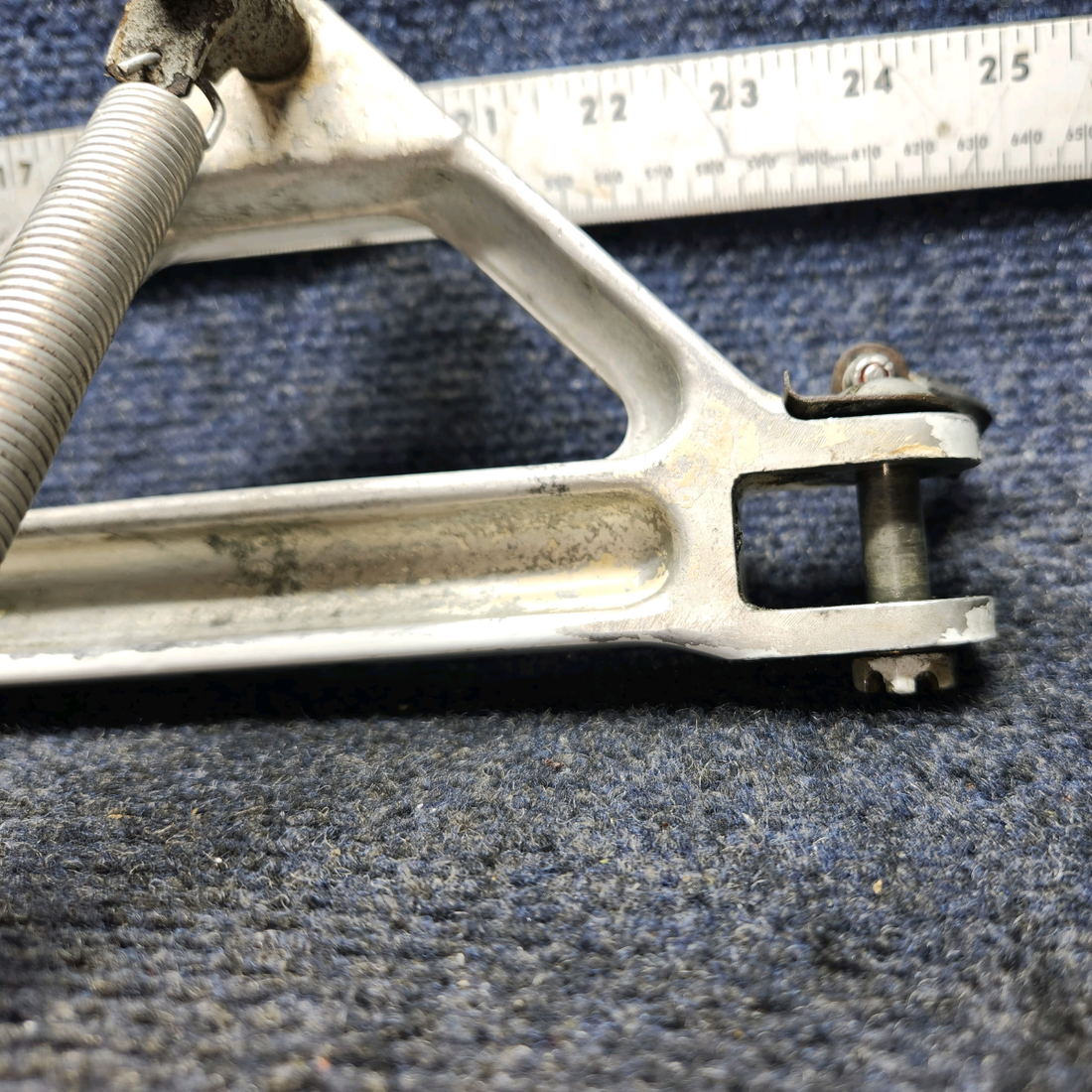 Used aircraft parts for sale, 20767-000 PIPER PA-24-250 Main Gear Link Assembly
