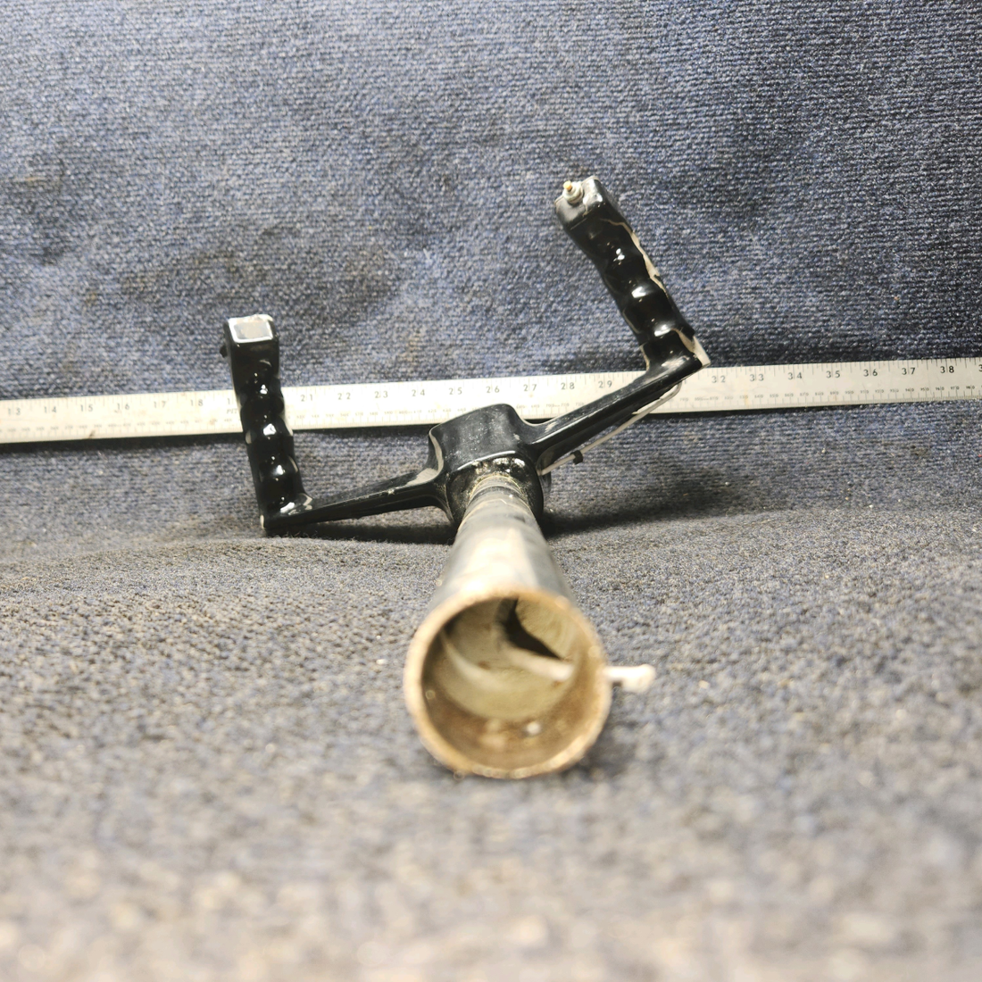 Used aircraft parts for sale, 79276-000 PIPER PA28-140 Wheel Assembly