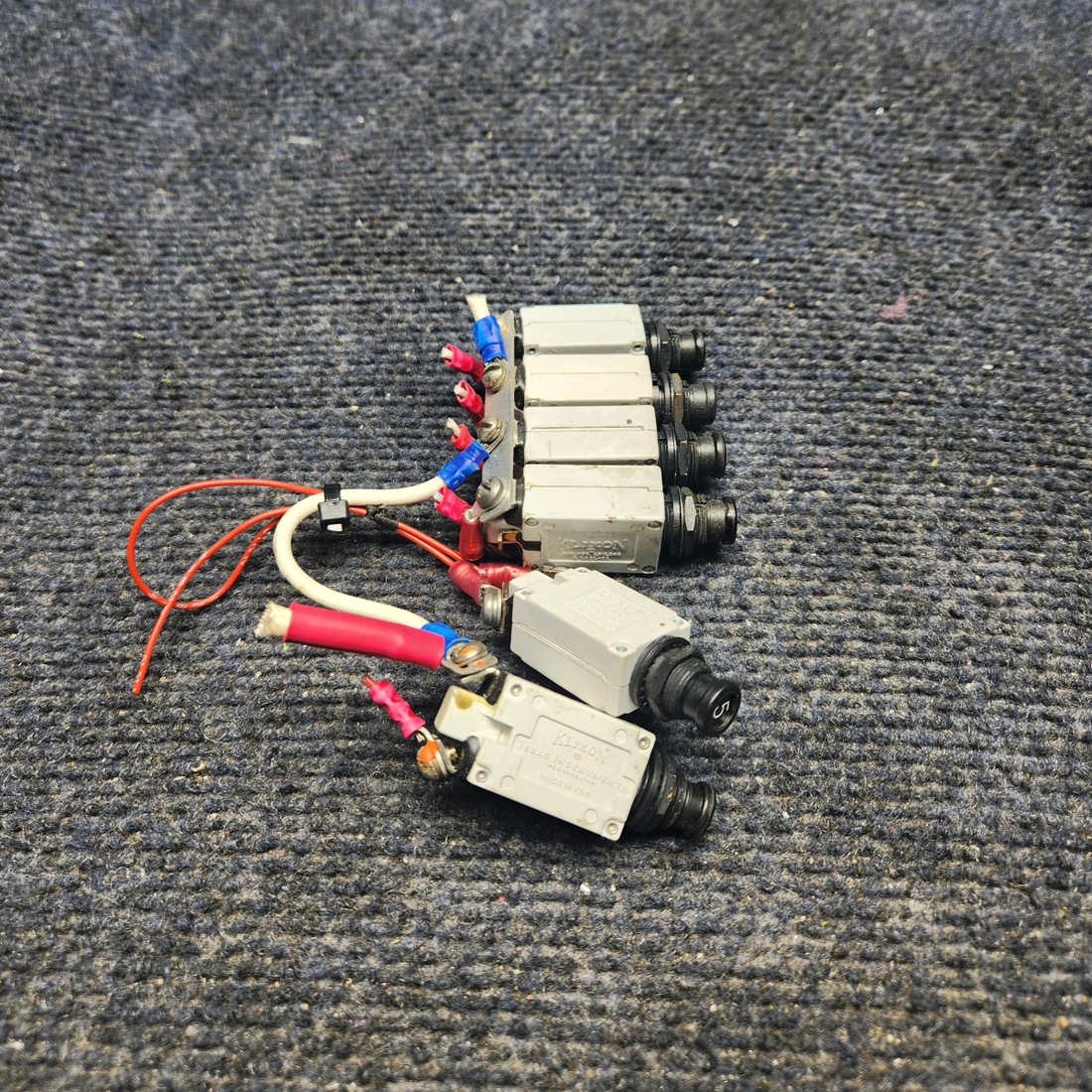 Used aircraft parts for sale, 7277-2-5 / 14 / -10 / -2 MOONEY M20J SET KLIXON CIRCUIT BREAKER TWO 5A -TWO-2A - ONE -10-ONE 4A  TOTAL SIX