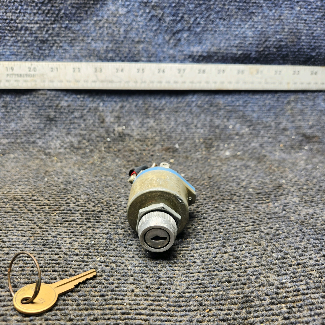 Used aircraft parts for sale, 0311038-2 cessna 150G Ignition Switch With Key